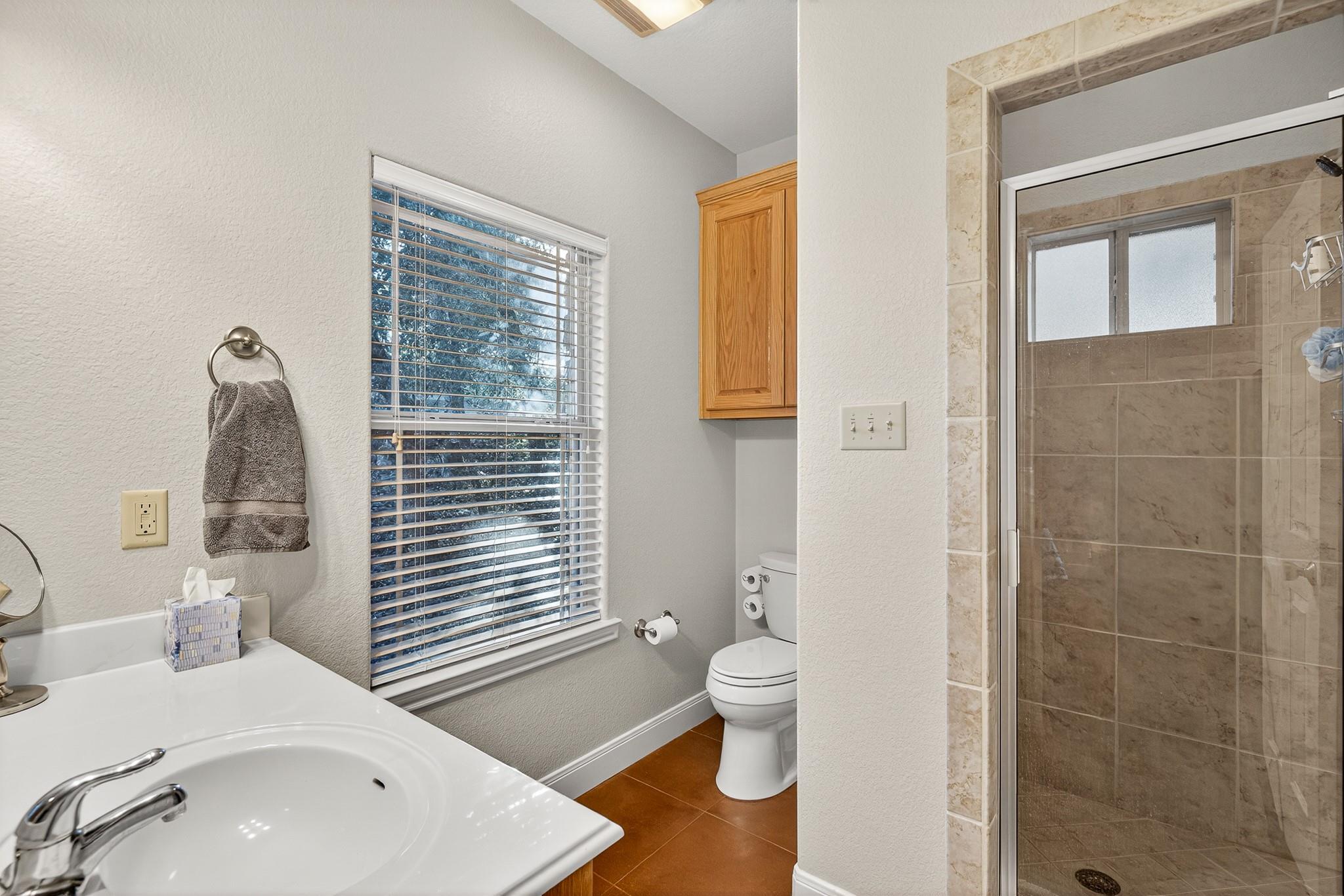 518 Morgan Creek Dr, Burnet, TX 78611