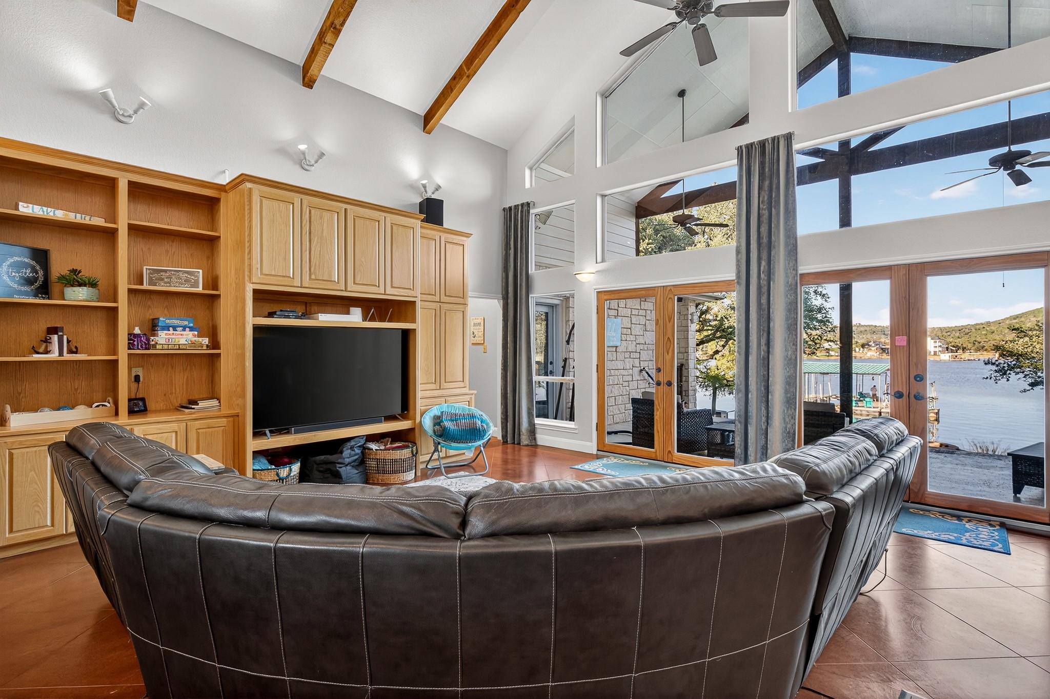 518 Morgan Creek Dr, Burnet, TX 78611