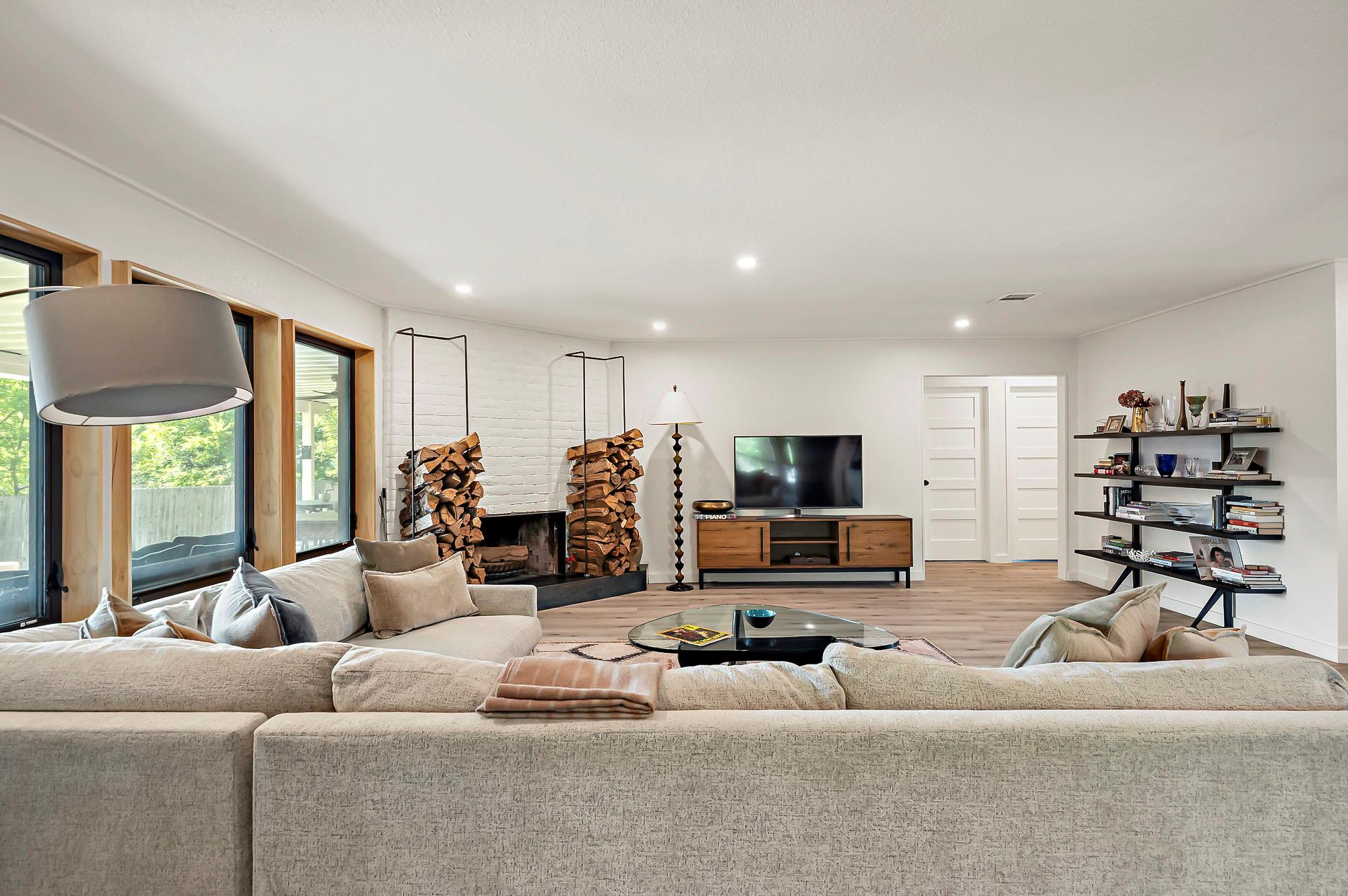 6101 Bridlington Cir, Austin, TX 78745