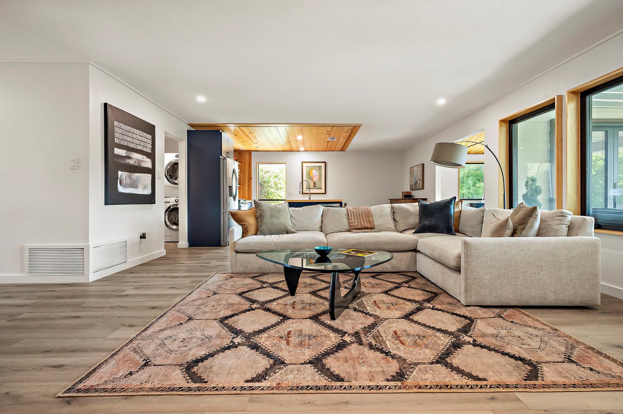 6101 Bridlington Cir, Austin, TX 78745