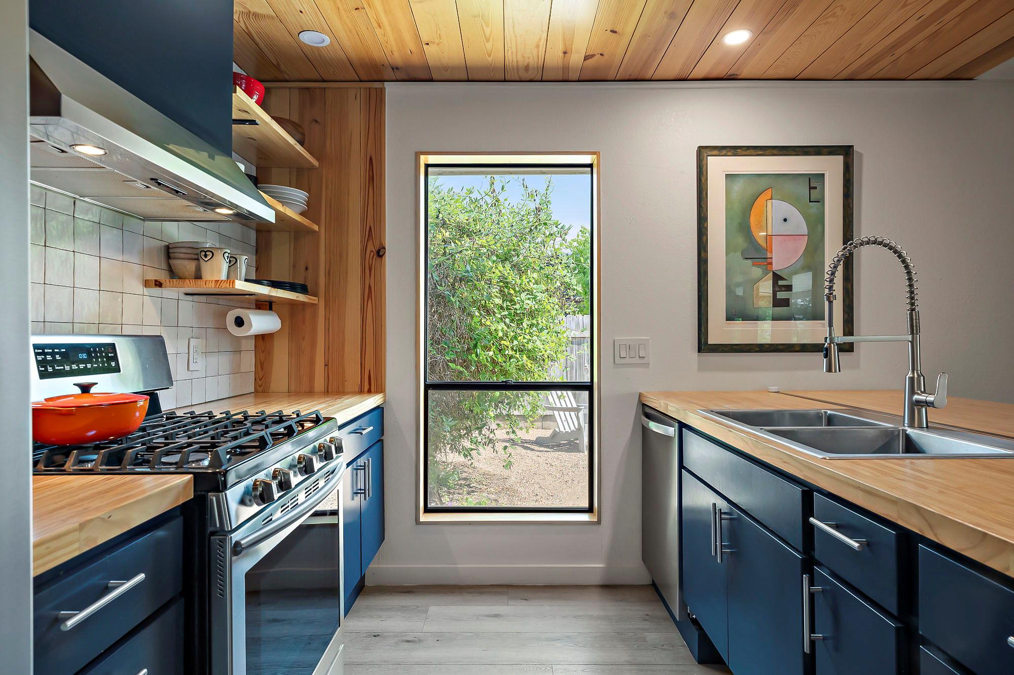 6101 Bridlington Cir, Austin, TX 78745