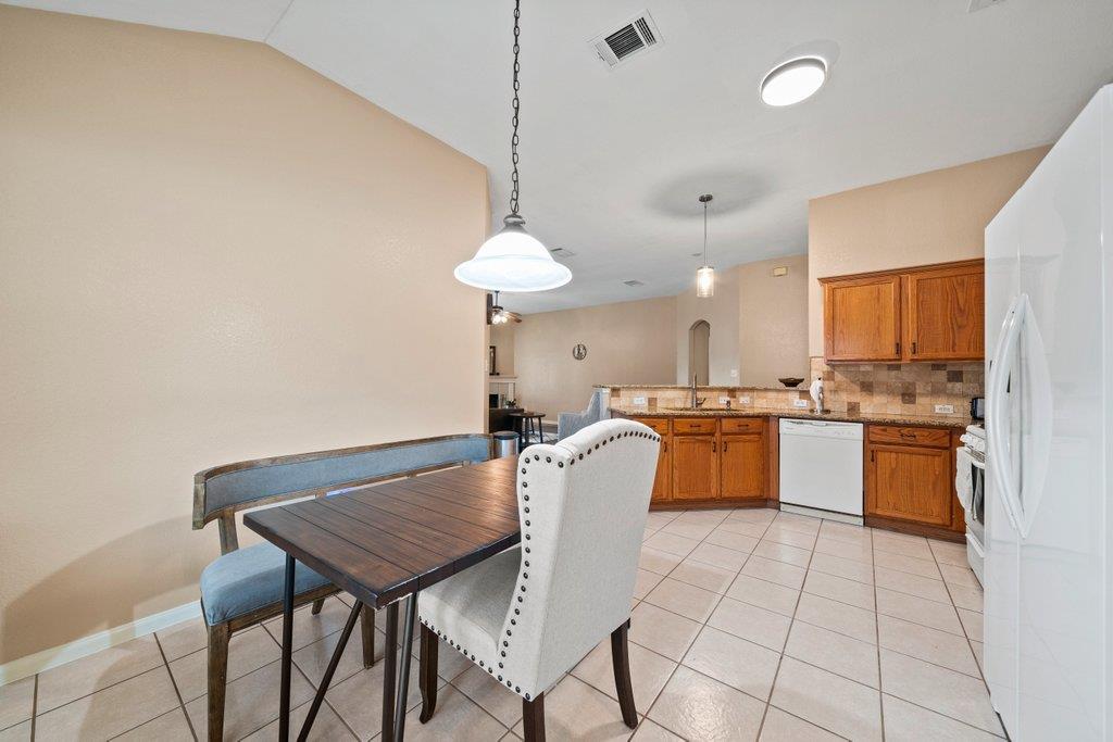 1028 Downridge Dr, Leander, TX 78641