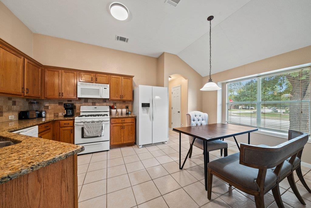 1028 Downridge Dr, Leander, TX 78641