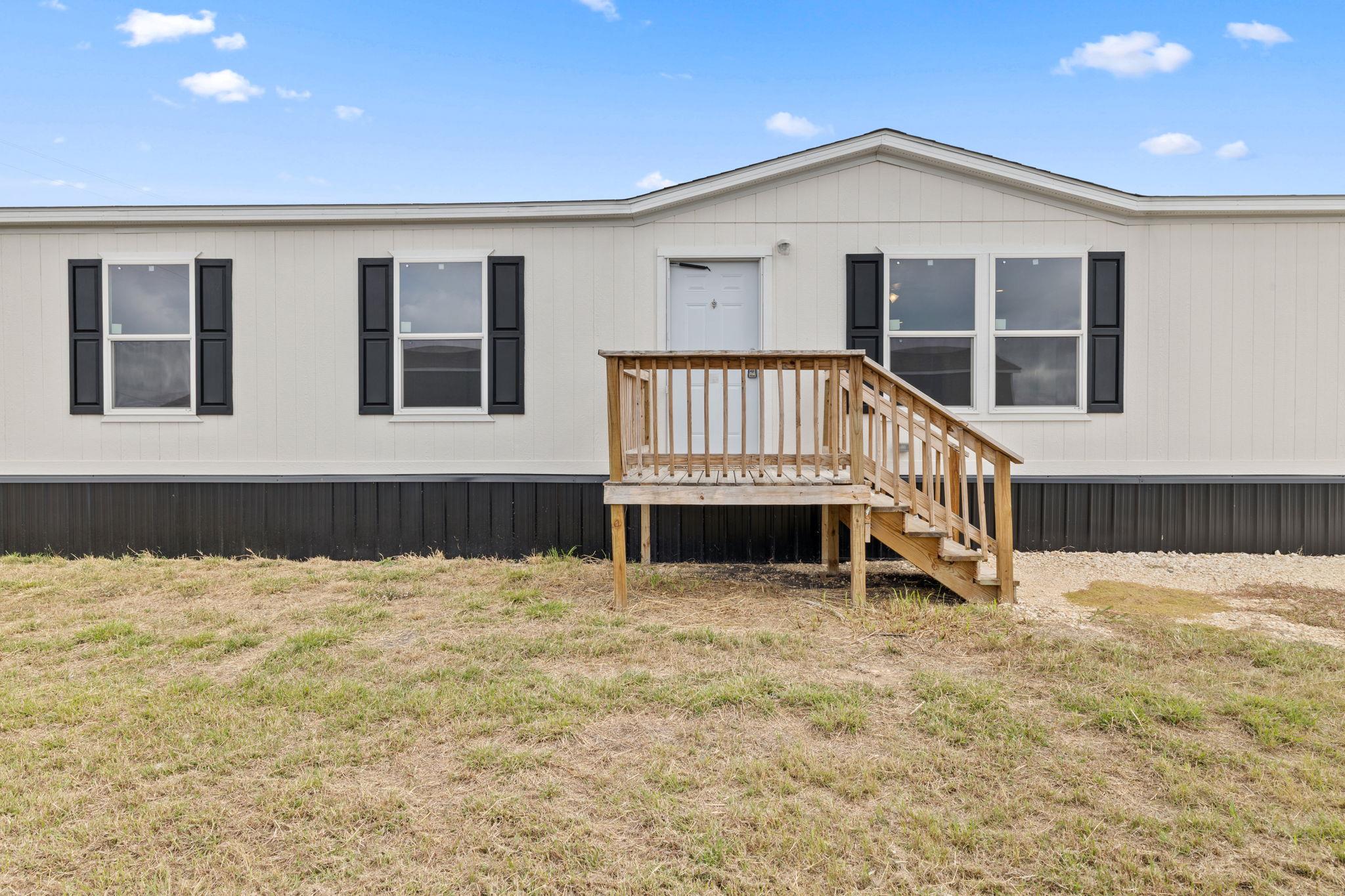 550 Conchas St, Kyle, TX 78640