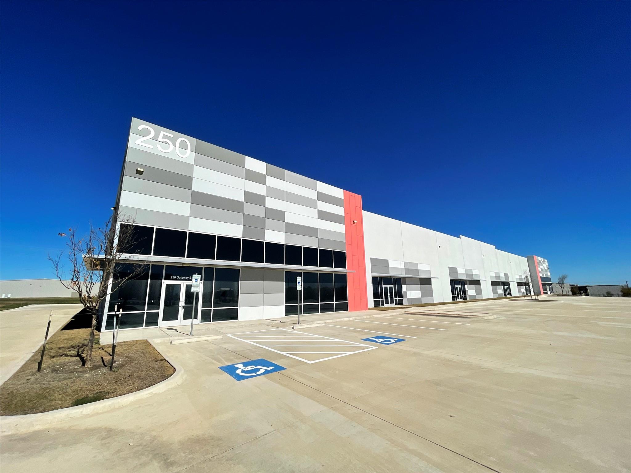 250 Gateway Blvd, Buda, TX 78610
