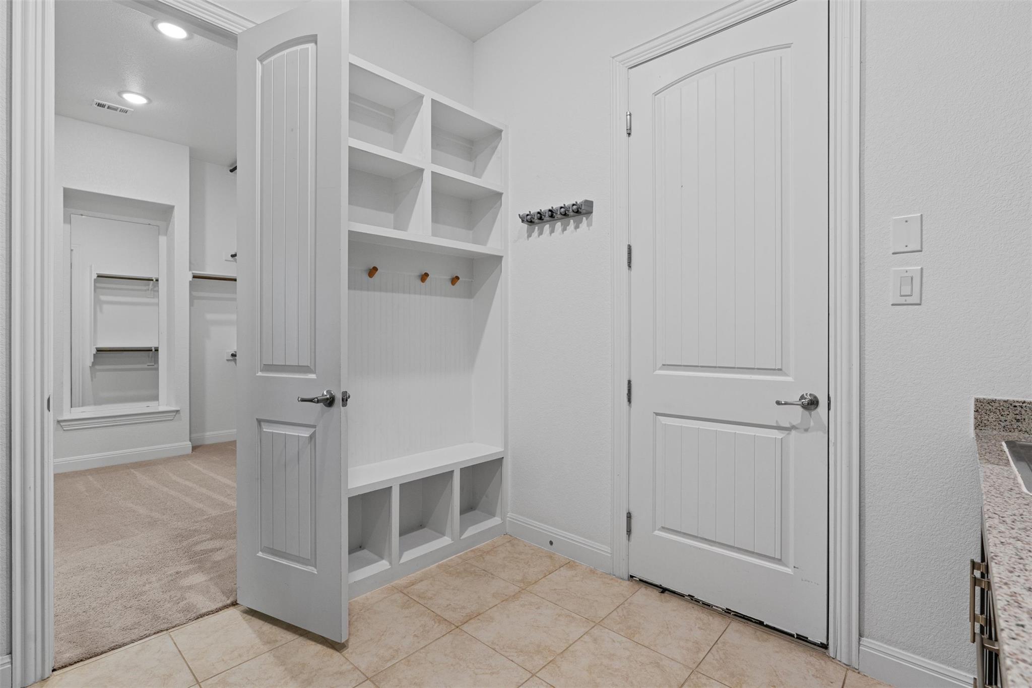 2328 Lucky Ln, Leander, TX 78641