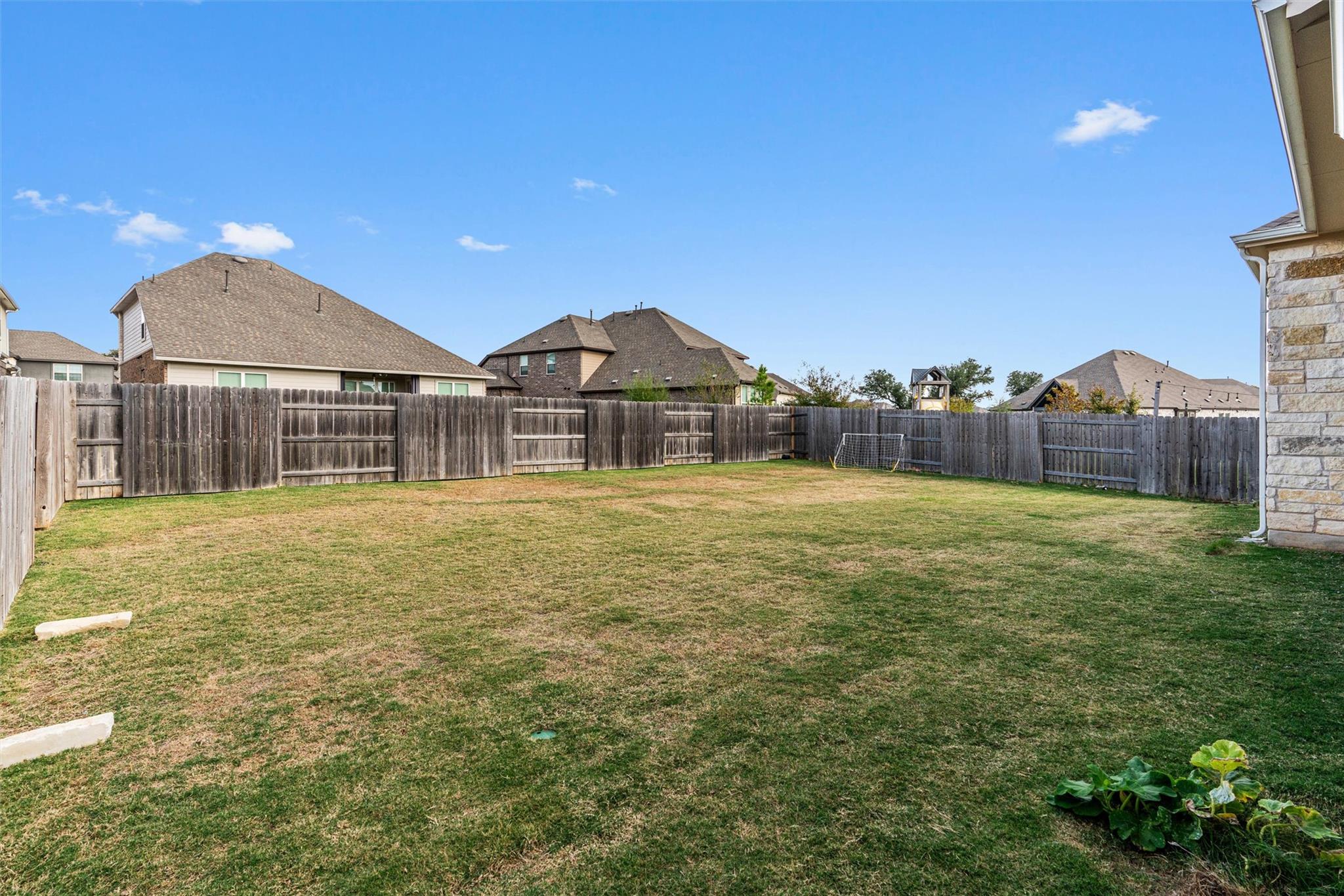 2328 Lucky Ln, Leander, TX 78641