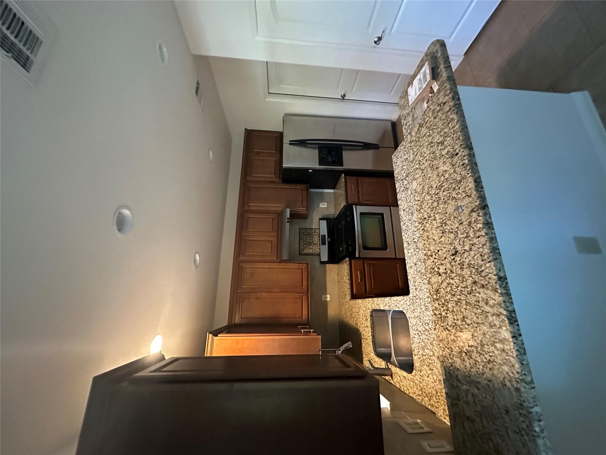 10104 Missel Thrush Dr, Austin, TX 78750