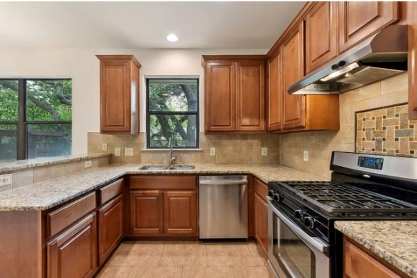 10104 Missel Thrush Dr, Austin, TX 78750