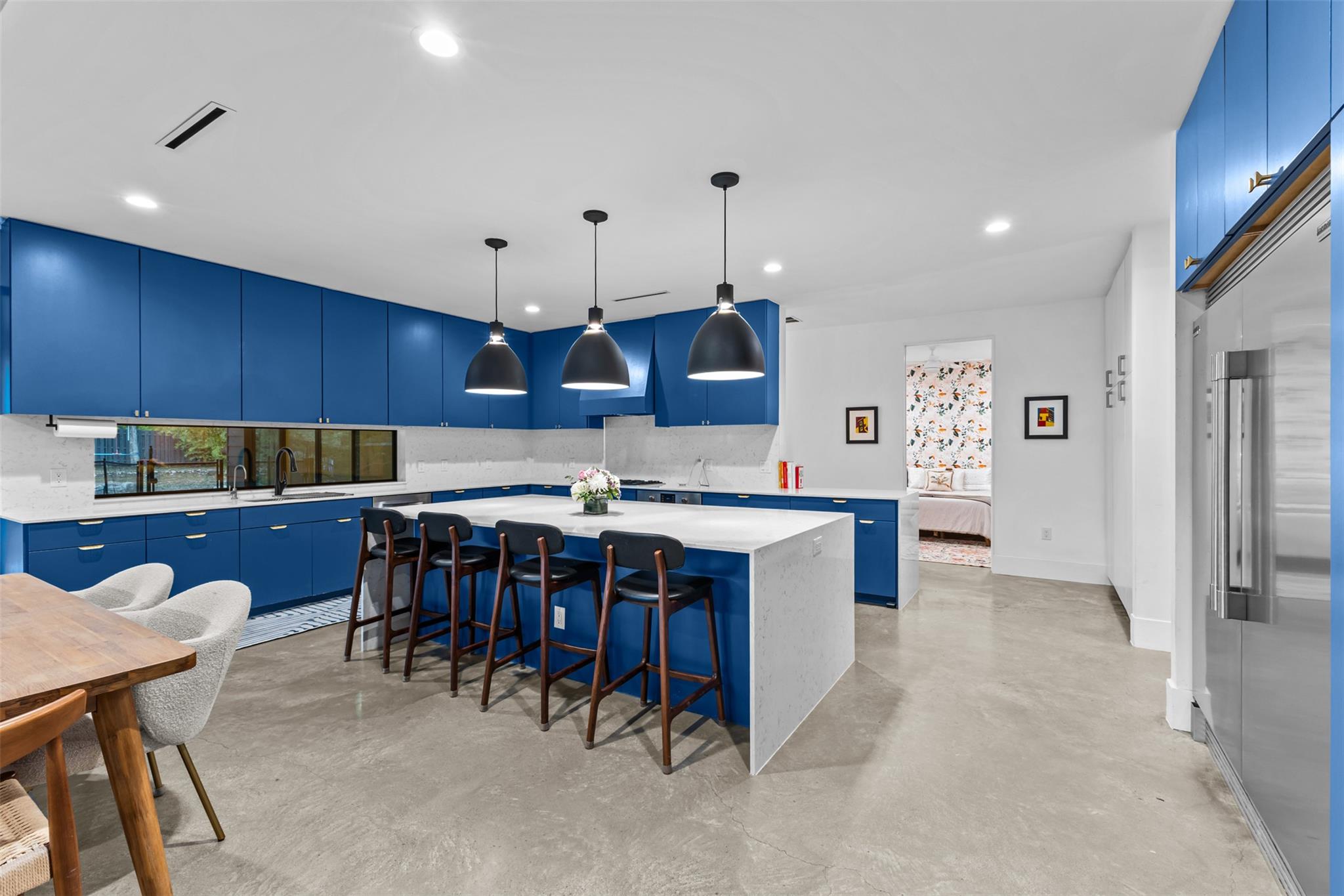 5704 Driftwood Dr, Austin, TX 78731