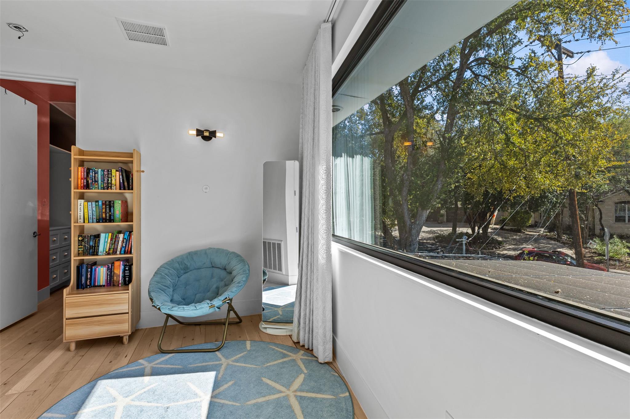 5704 Driftwood Dr, Austin, TX 78731