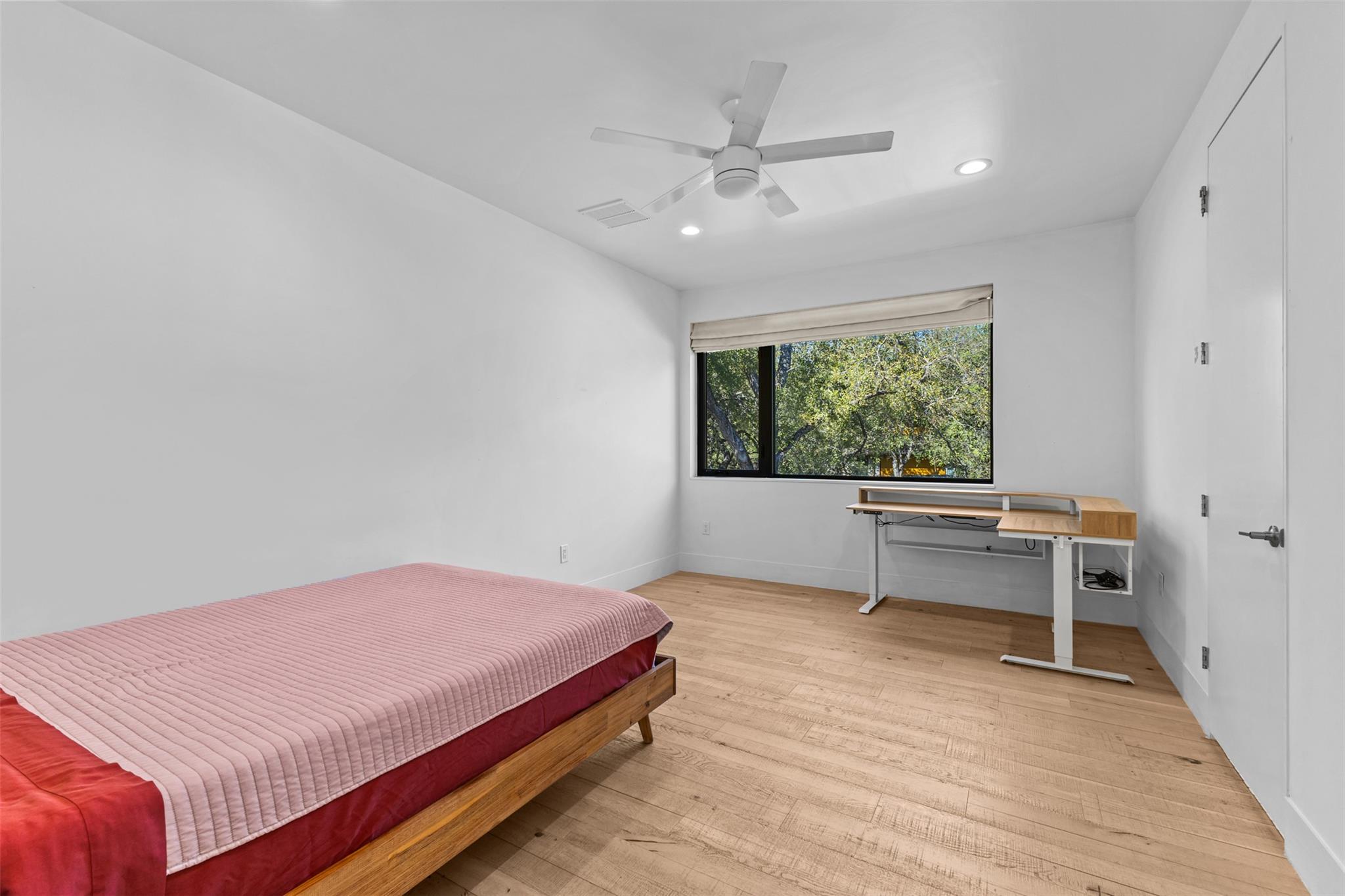 5704 Driftwood Dr, Austin, TX 78731