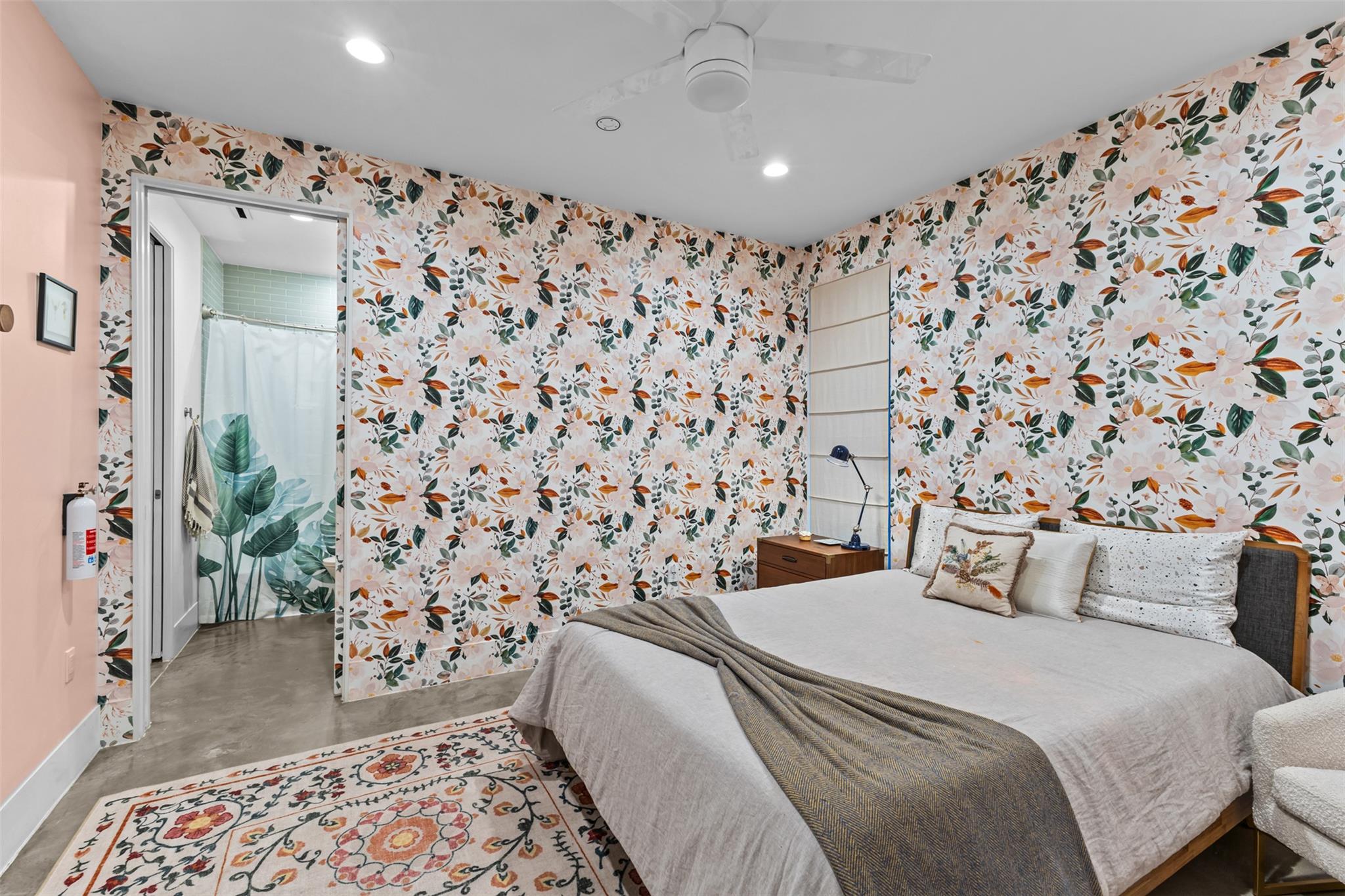 5704 Driftwood Dr, Austin, TX 78731