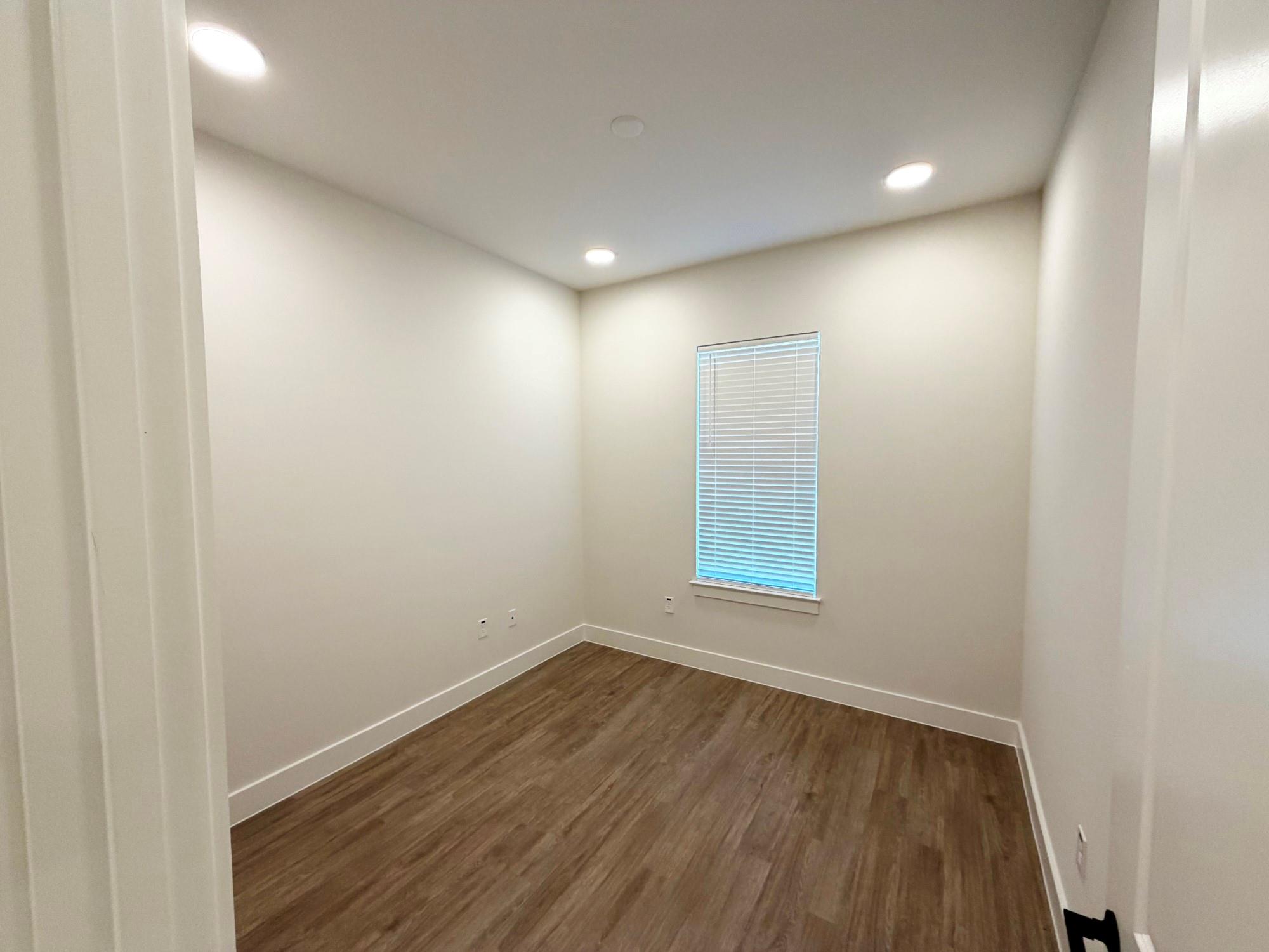 3835 County Road 175 Rd # 420, Leander, TX 78641