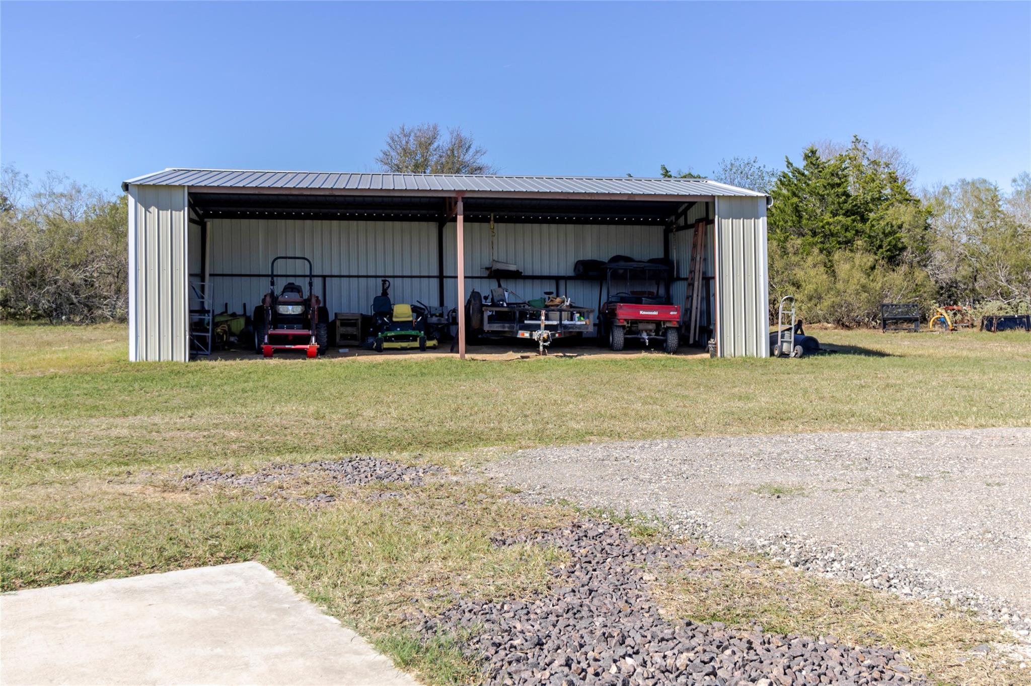 397 Glass Ln, Bastrop, TX 78602