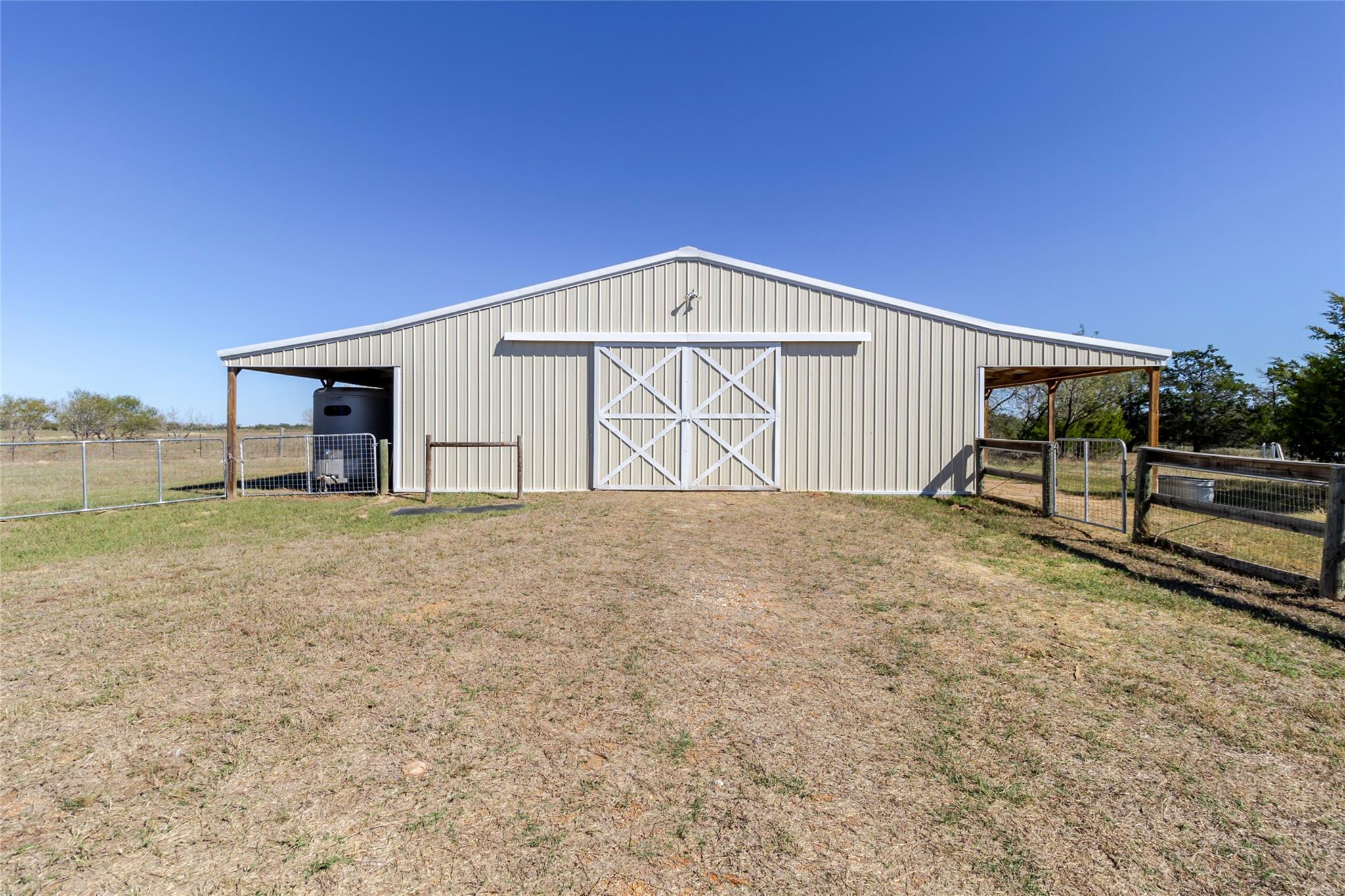 397 Glass Ln, Bastrop, TX 78602