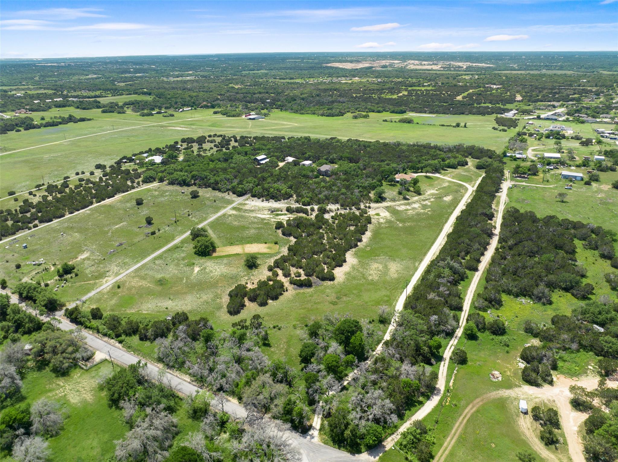 1633 County Road 255, Georgetown, TX 78633