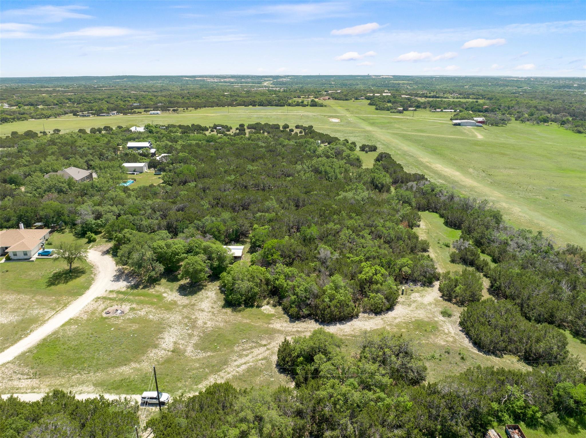 1633 County Road 255, Georgetown, TX 78633