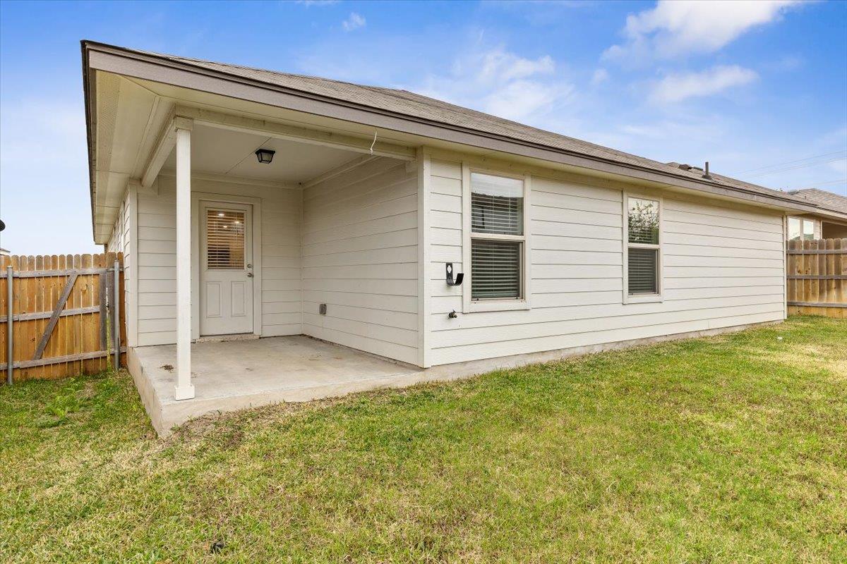 5705 Amelia Earhart Blvd, Killeen, TX 76543