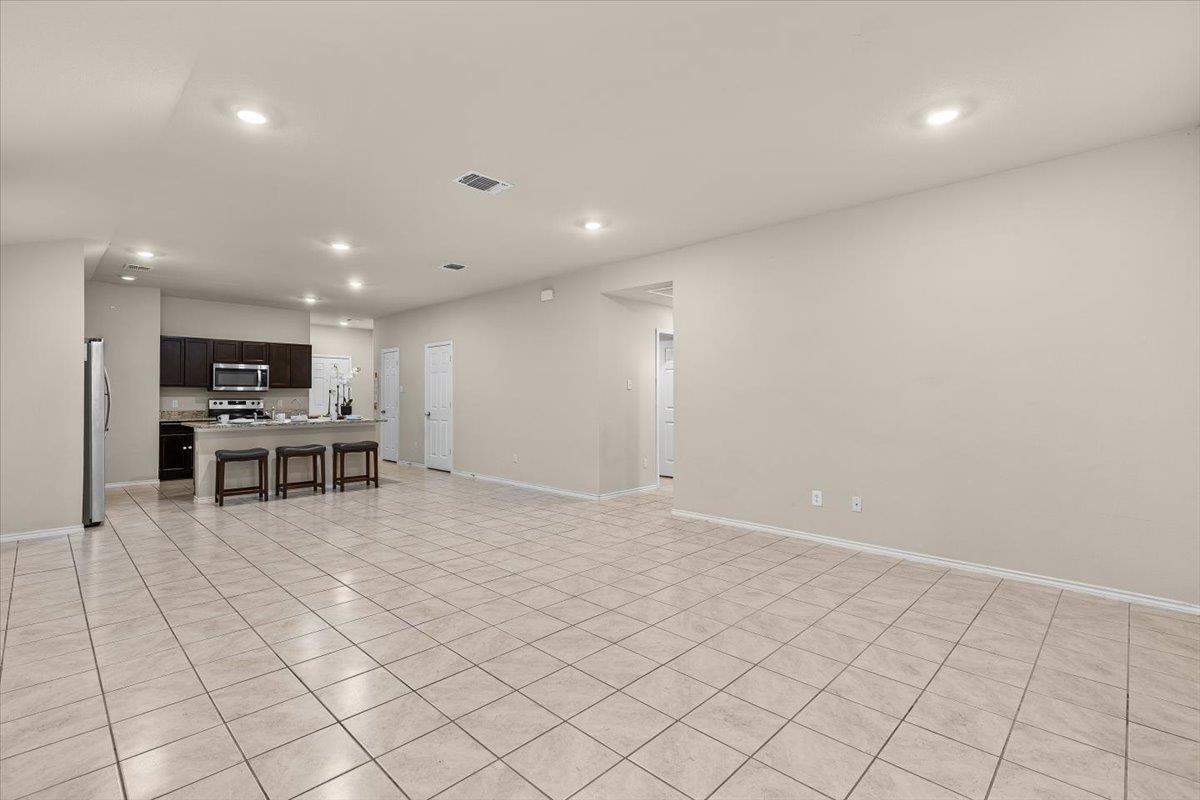 5705 Amelia Earhart Blvd, Killeen, TX 76543