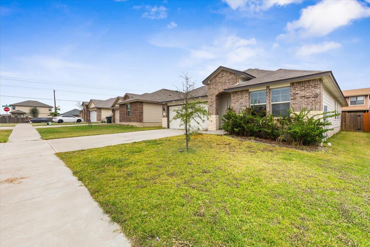 5705 Amelia Earhart Blvd, Killeen, TX 76543