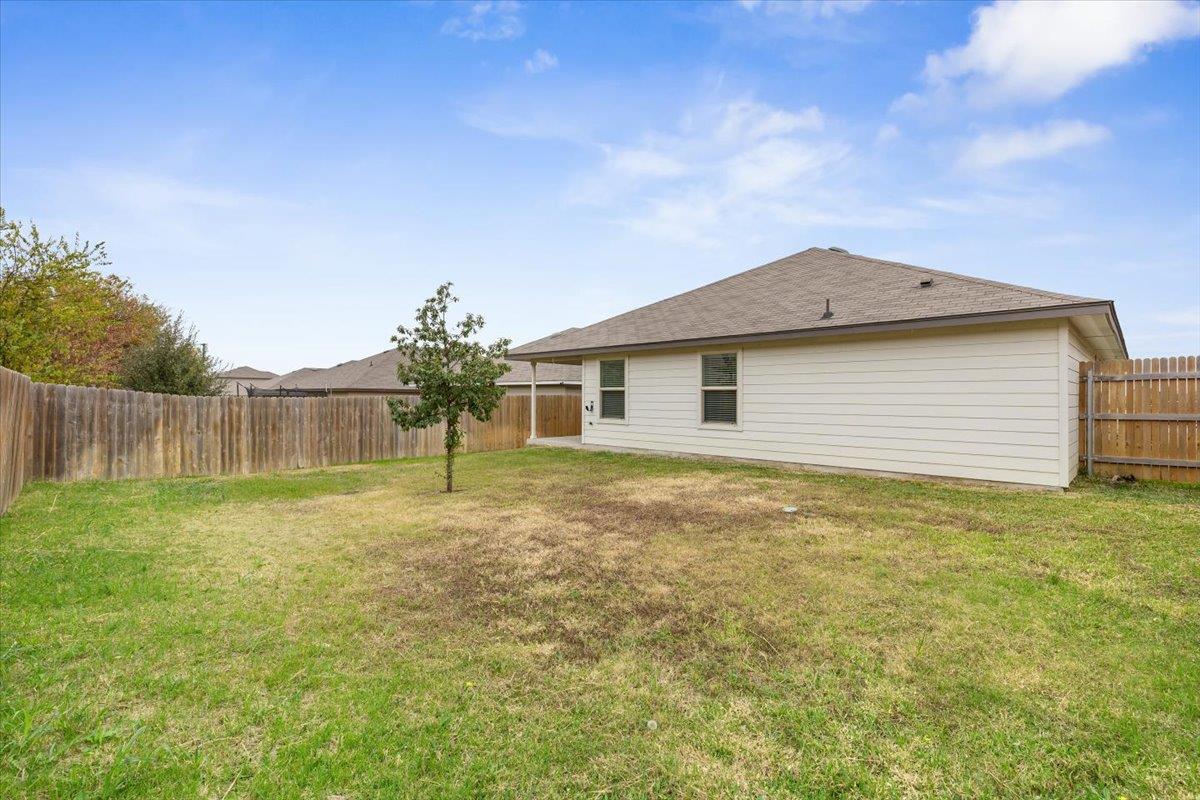 5705 Amelia Earhart Blvd, Killeen, TX 76543