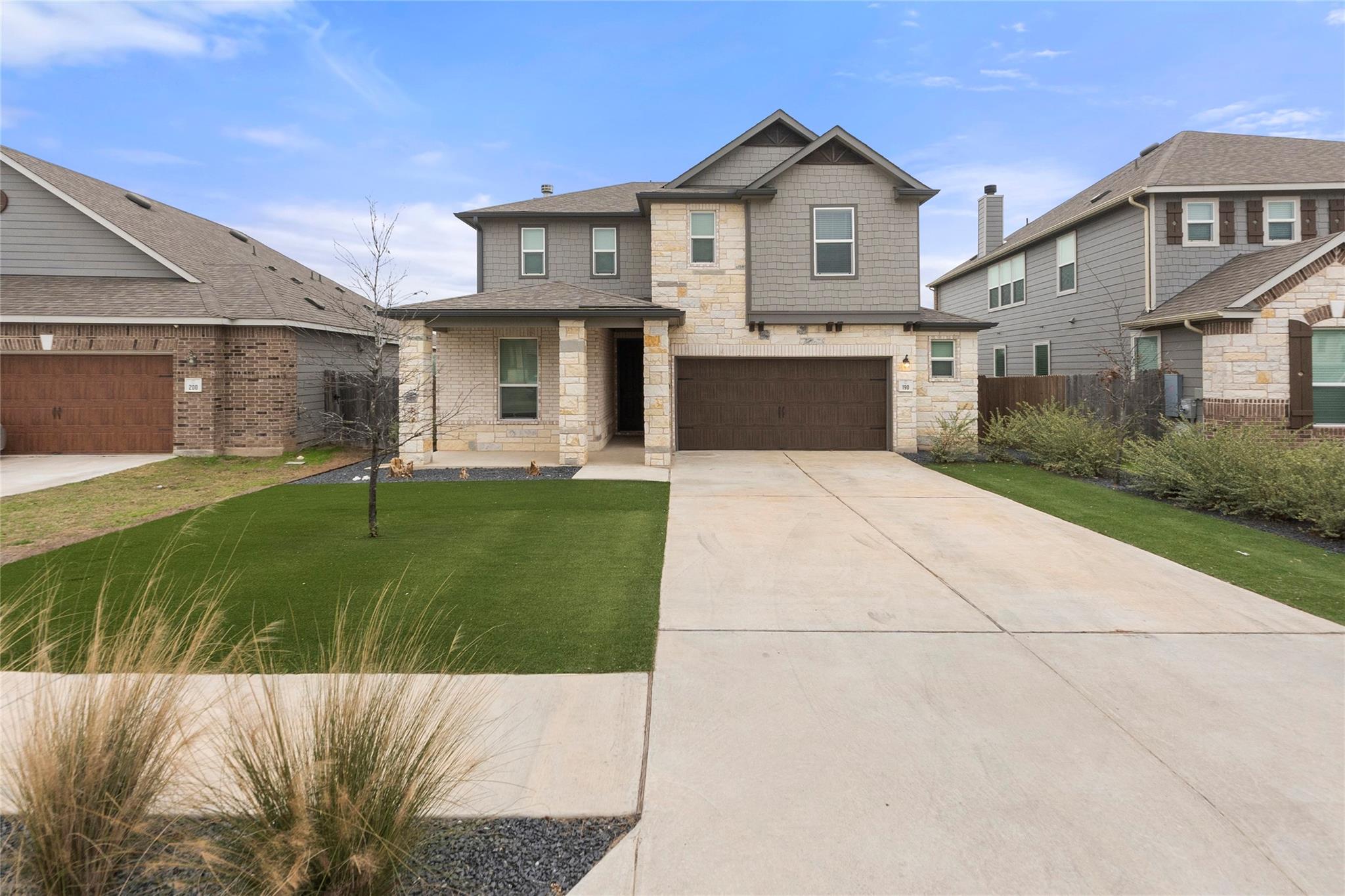 190 Jarbridge Dr, Kyle, TX 78640