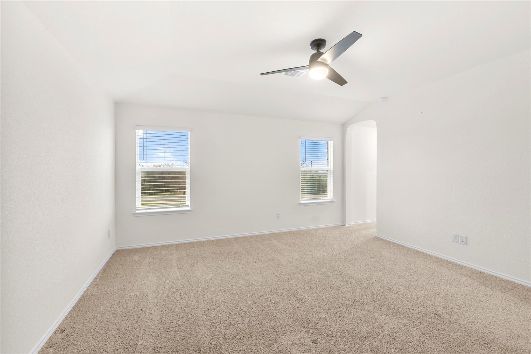 190 Jarbridge Dr, Kyle, TX 78640