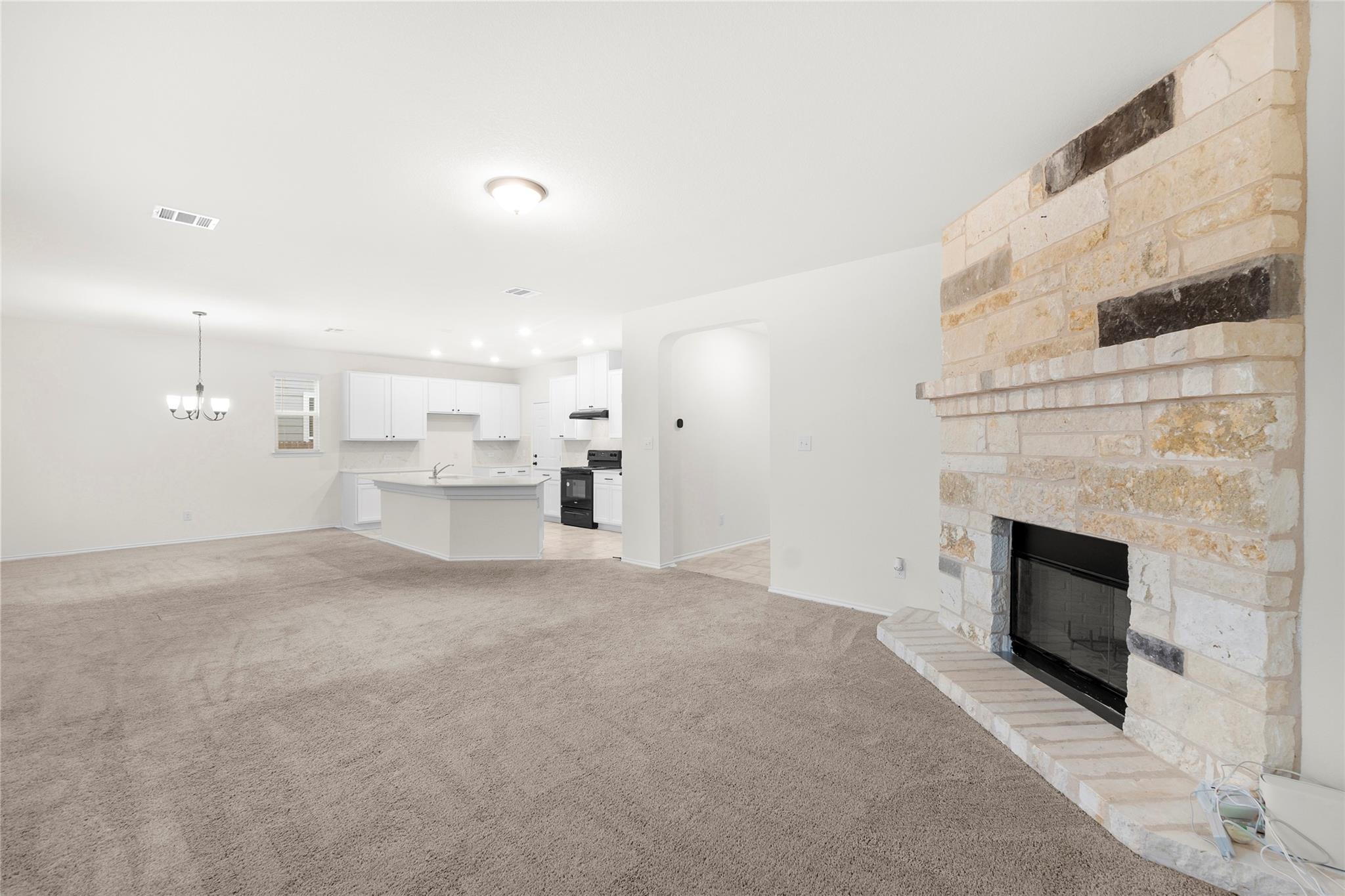 190 Jarbridge Dr, Kyle, TX 78640