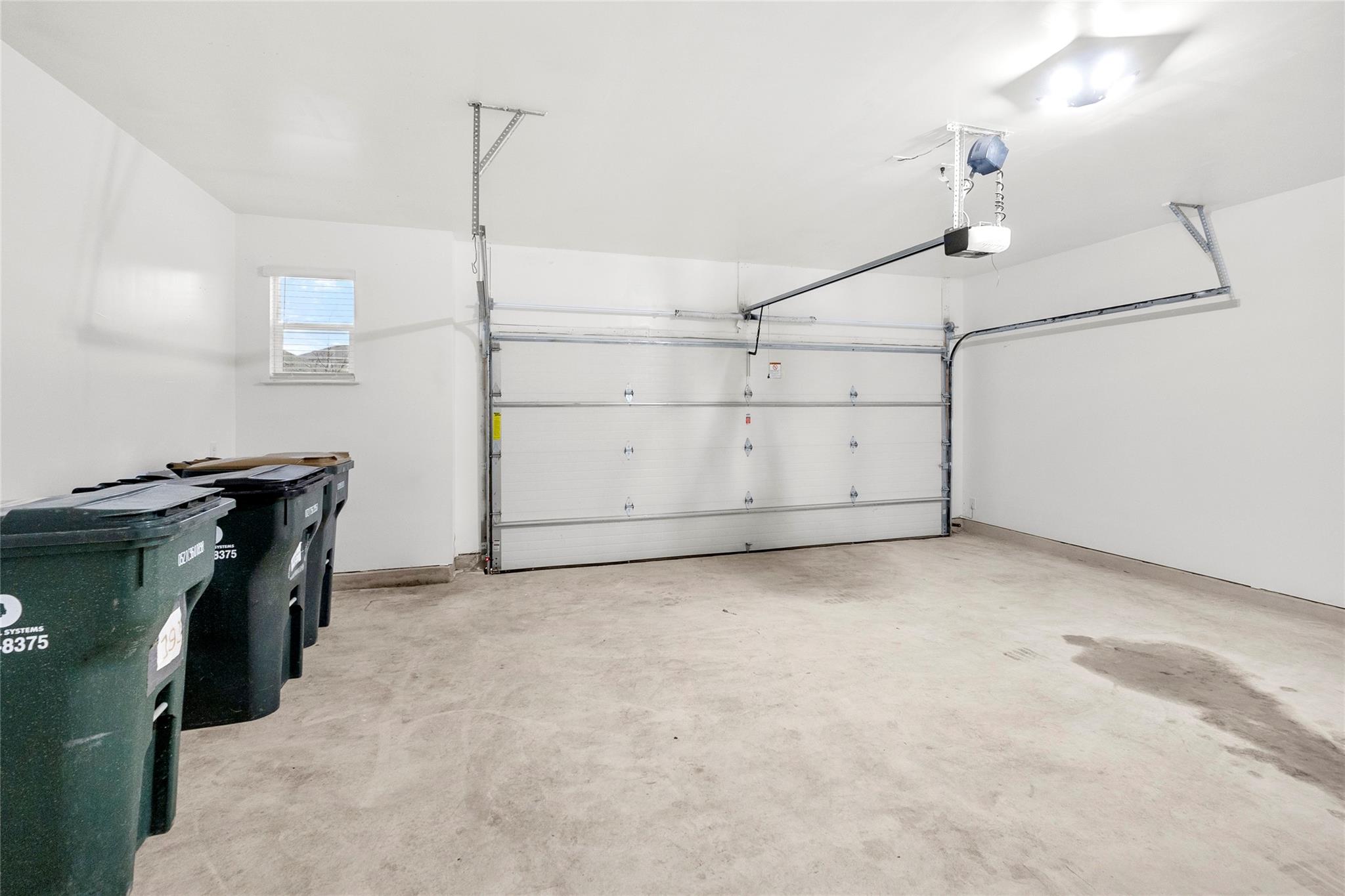 190 Jarbridge Dr, Kyle, TX 78640