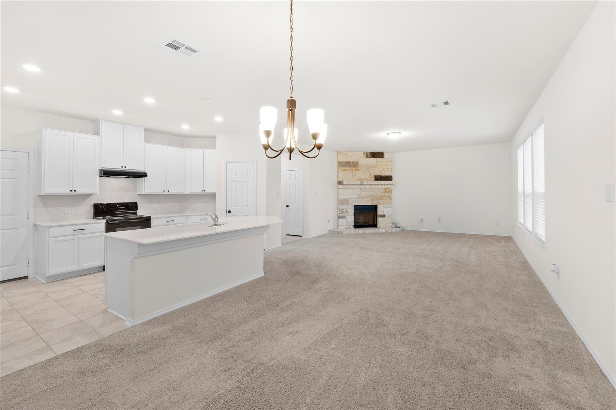 190 Jarbridge Dr, Kyle, TX 78640