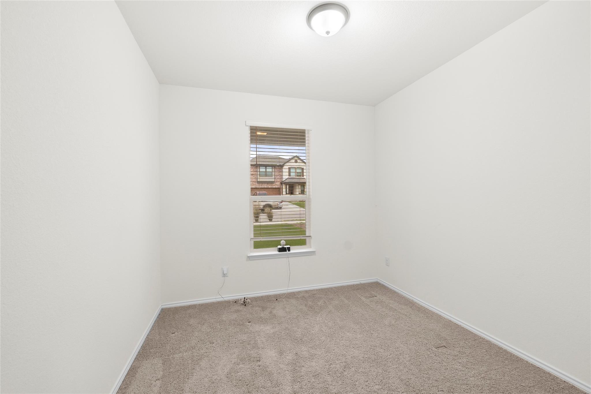 190 Jarbridge Dr, Kyle, TX 78640