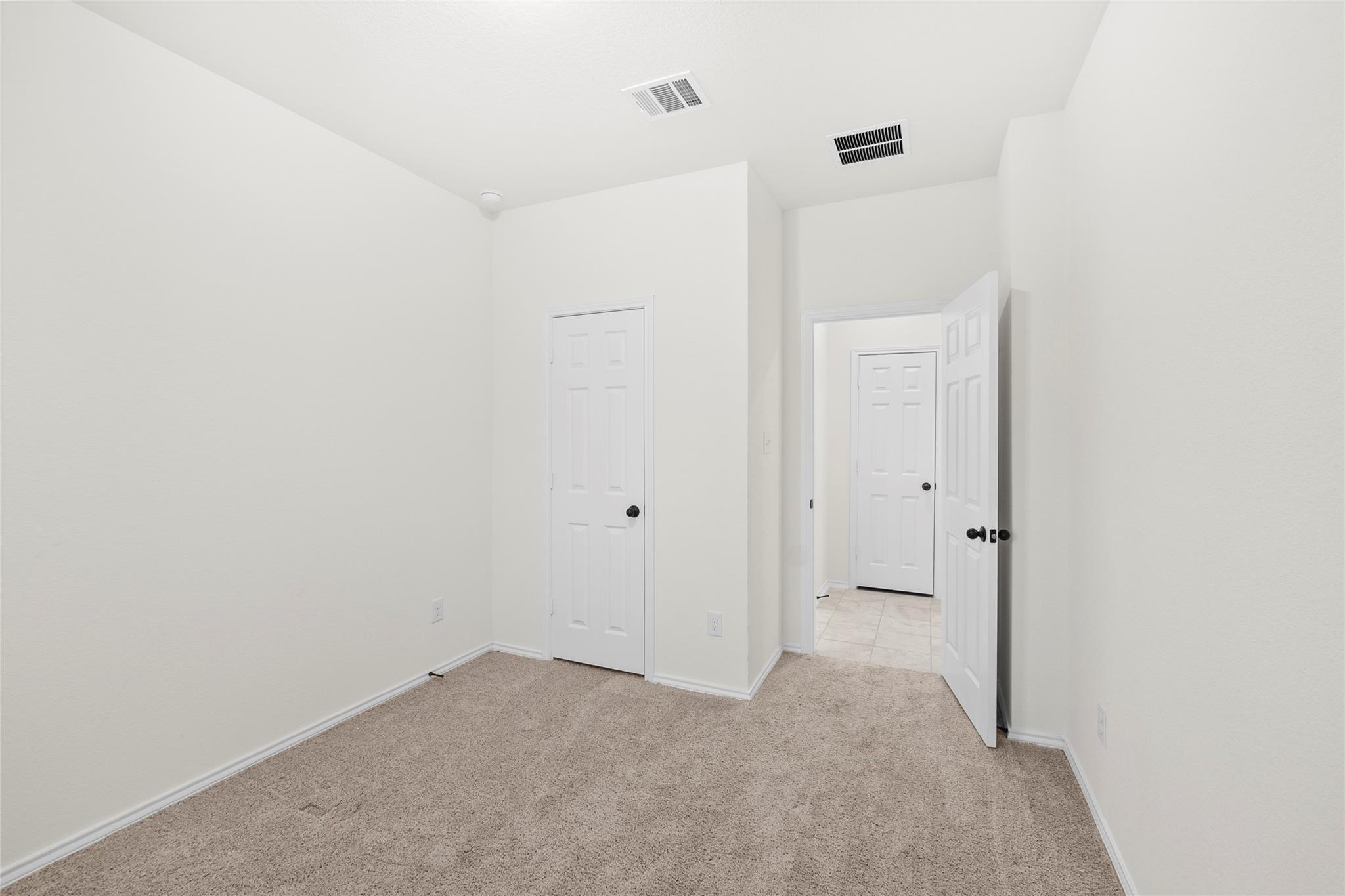 190 Jarbridge Dr, Kyle, TX 78640