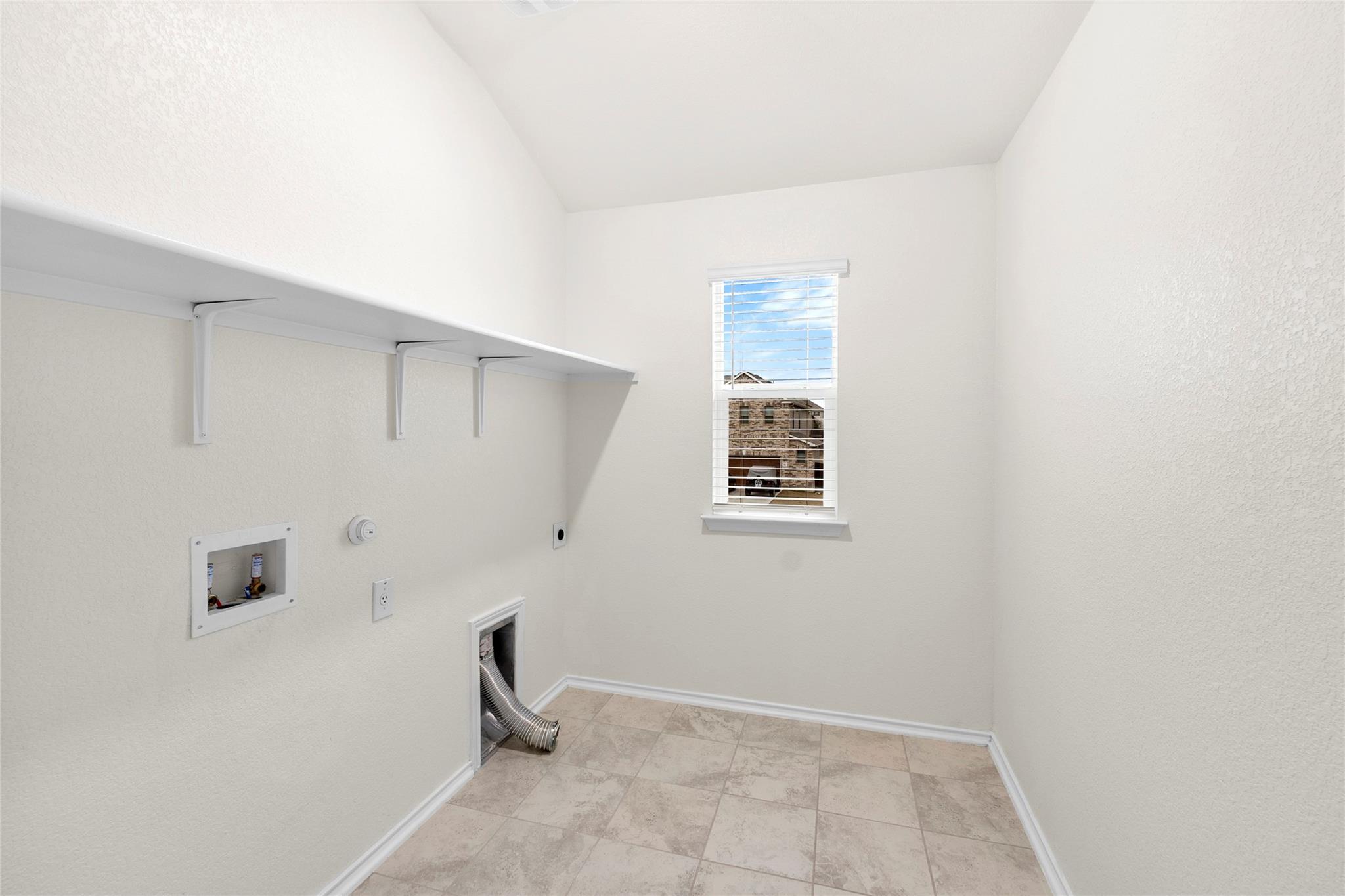 190 Jarbridge Dr, Kyle, TX 78640