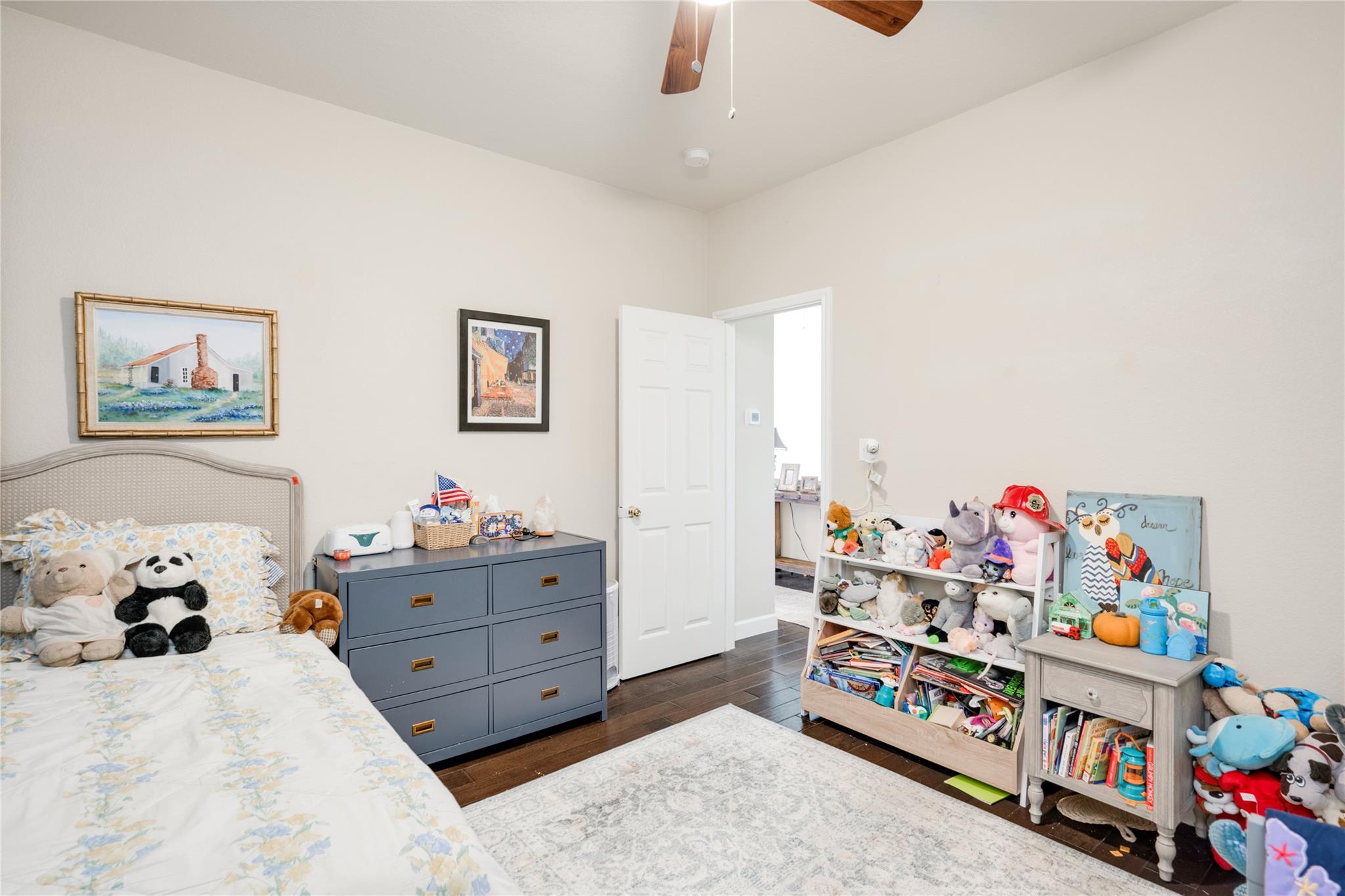 2729 Kinney Oaks Ct, Austin, TX 78704