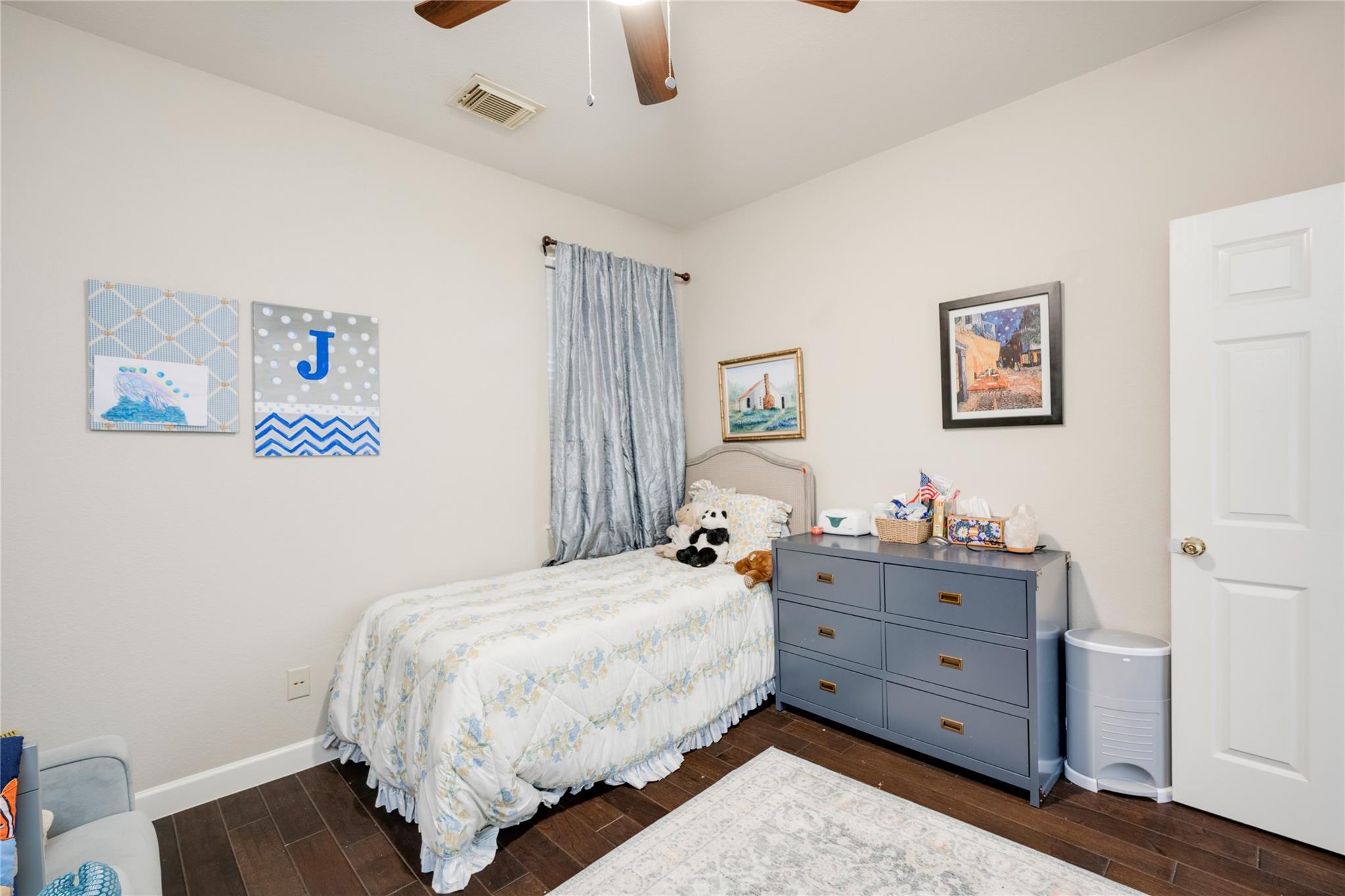 2729 Kinney Oaks Ct, Austin, TX 78704