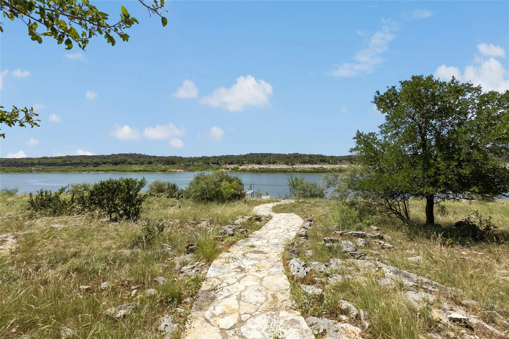 2806 Truman Cv, Lago Vista, TX 78645