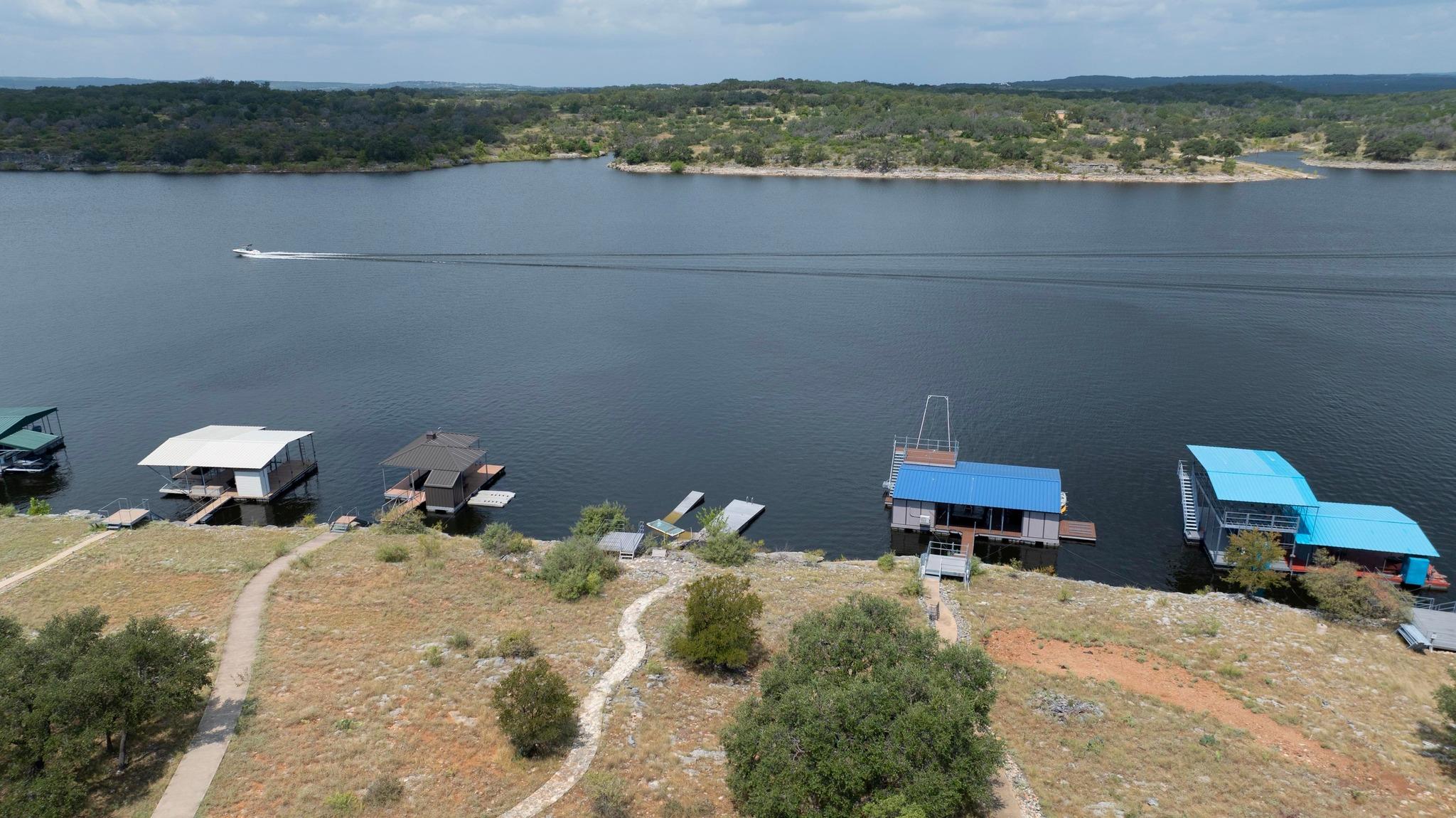 2806 Truman Cv, Lago Vista, TX 78645