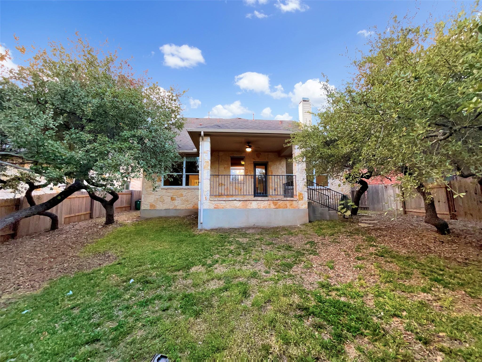12105 Pepperidge Dr, Austin, TX 78739