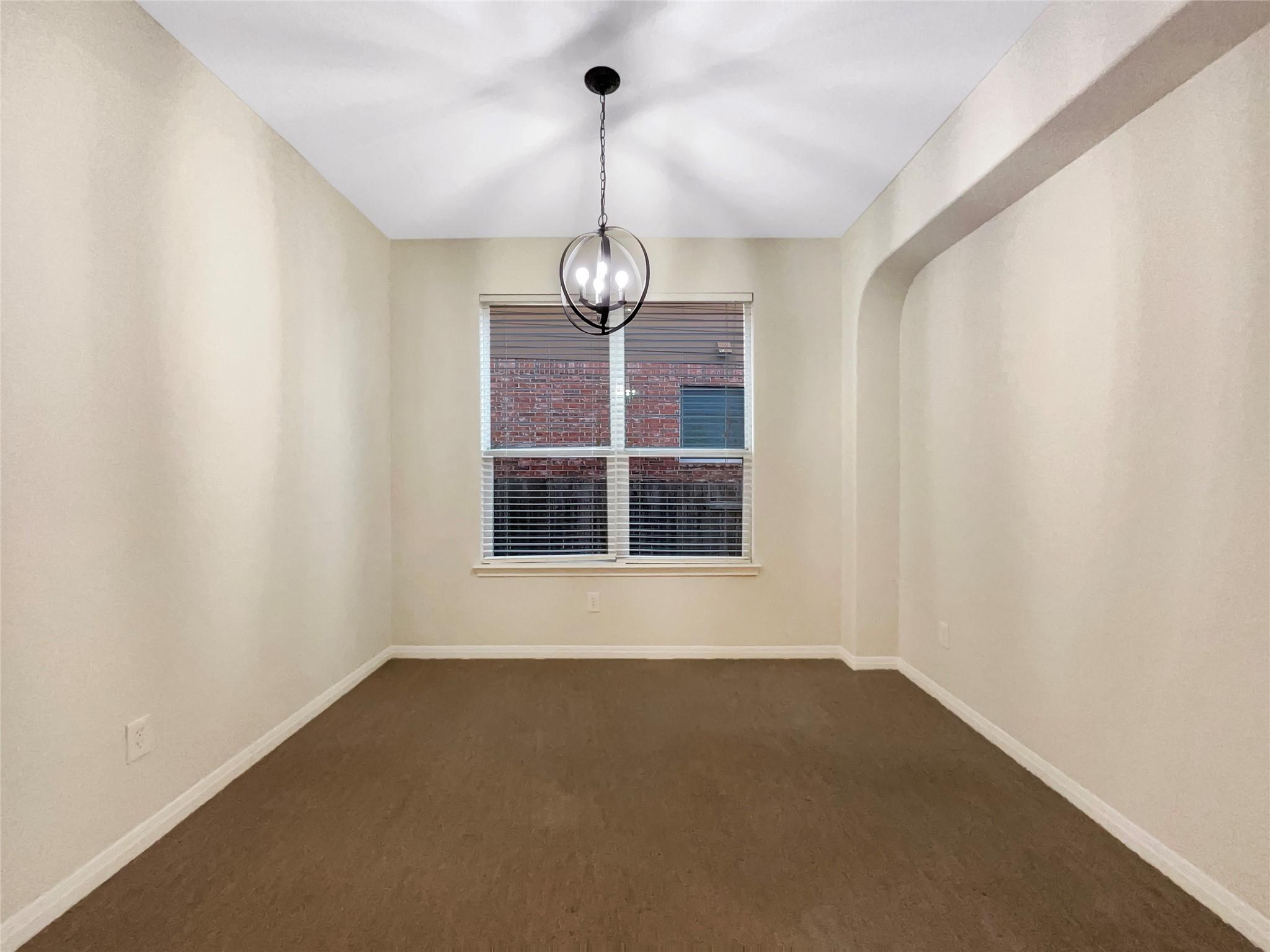 12105 Pepperidge Dr, Austin, TX 78739