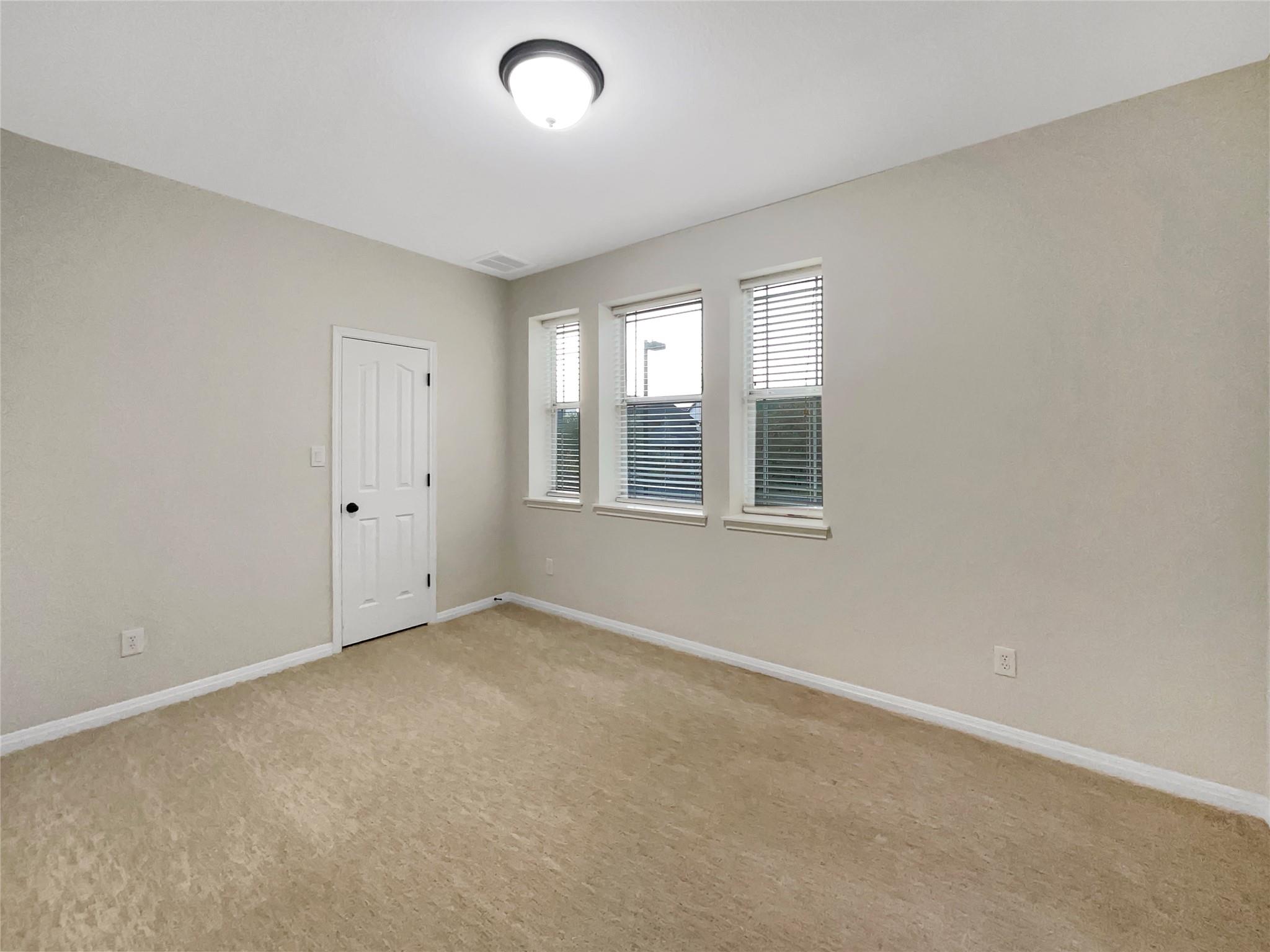 12105 Pepperidge Dr, Austin, TX 78739