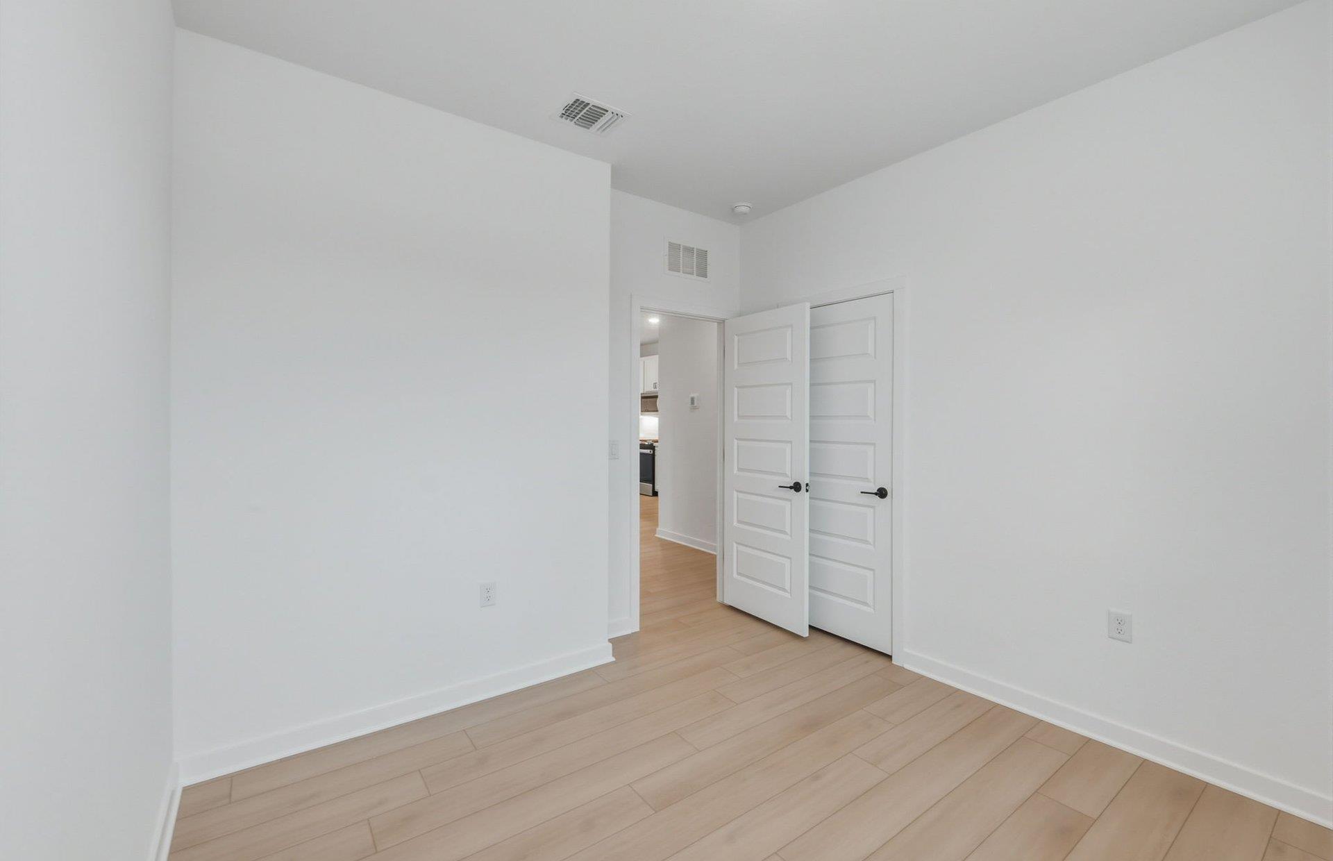 124 Adlai Ave, Georgetown, TX 78633