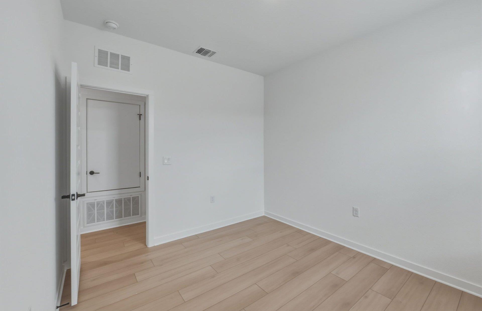 124 Adlai Ave, Georgetown, TX 78633