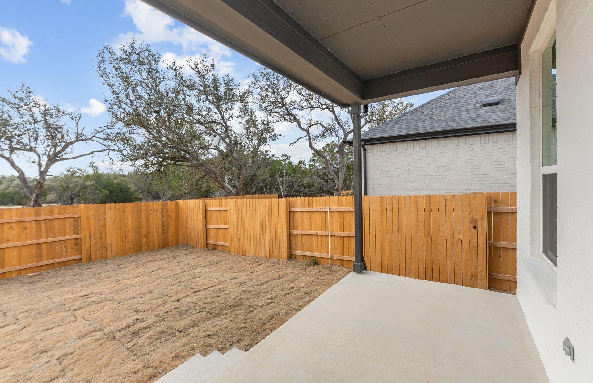 124 Adlai Ave, Georgetown, TX 78633