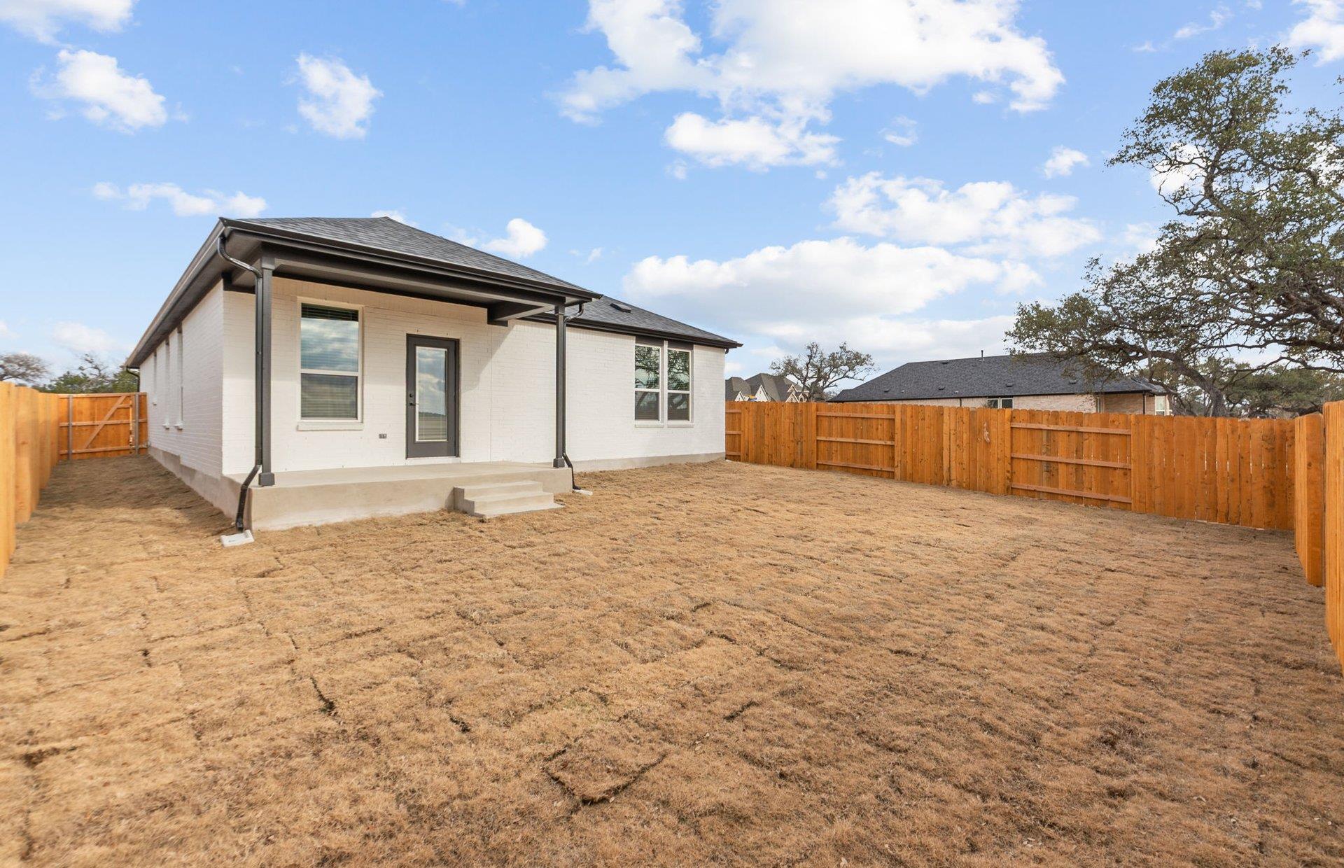 124 Adlai Ave, Georgetown, TX 78633