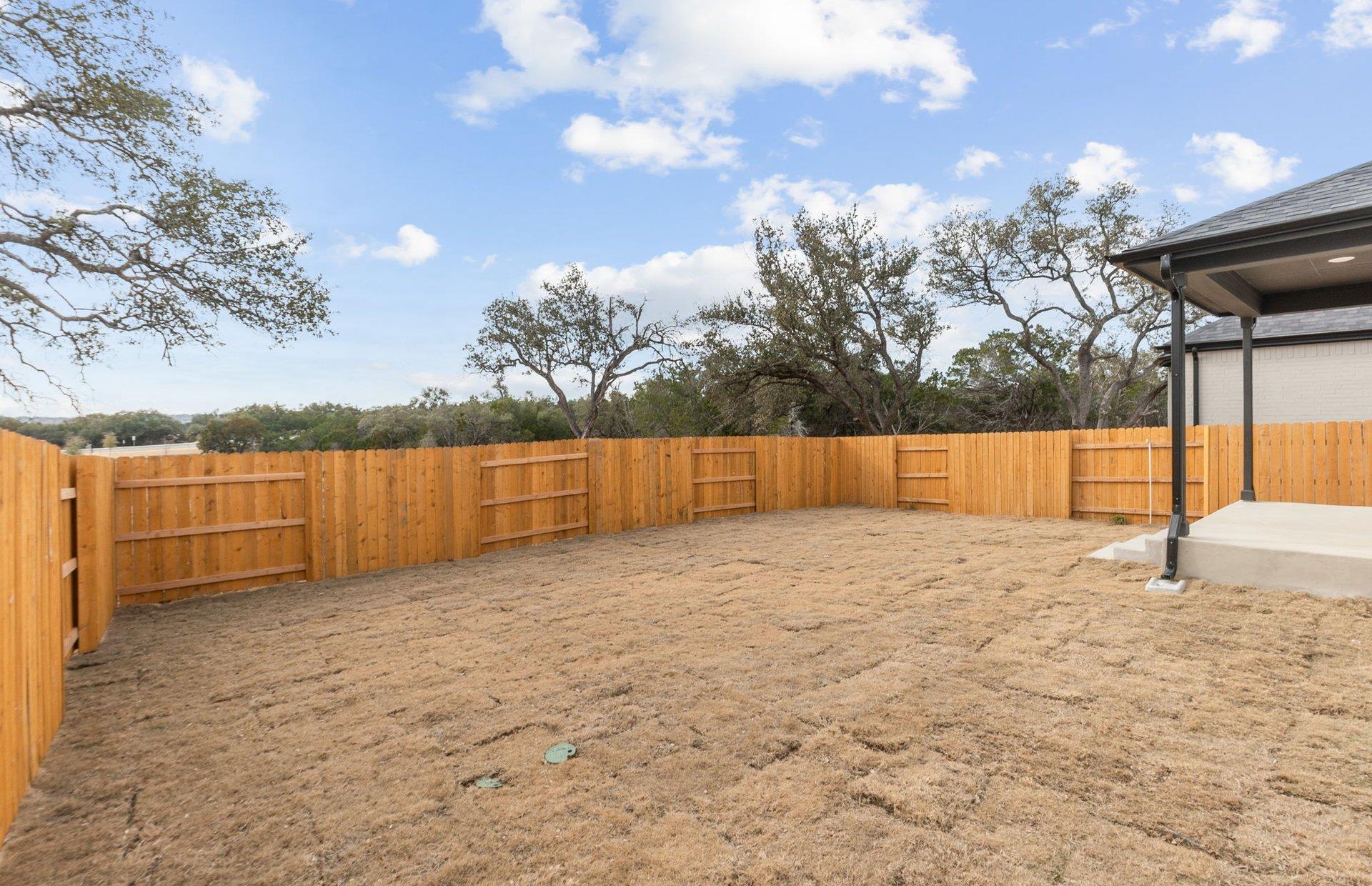 124 Adlai Ave, Georgetown, TX 78633