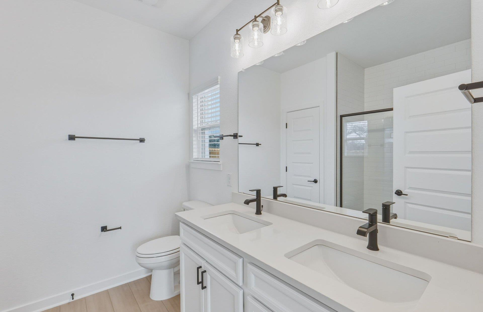 124 Adlai Ave, Georgetown, TX 78633