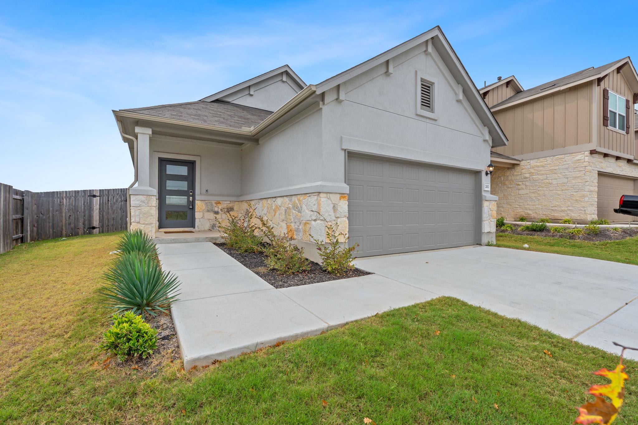 202 Lime St, Buda, TX 78610