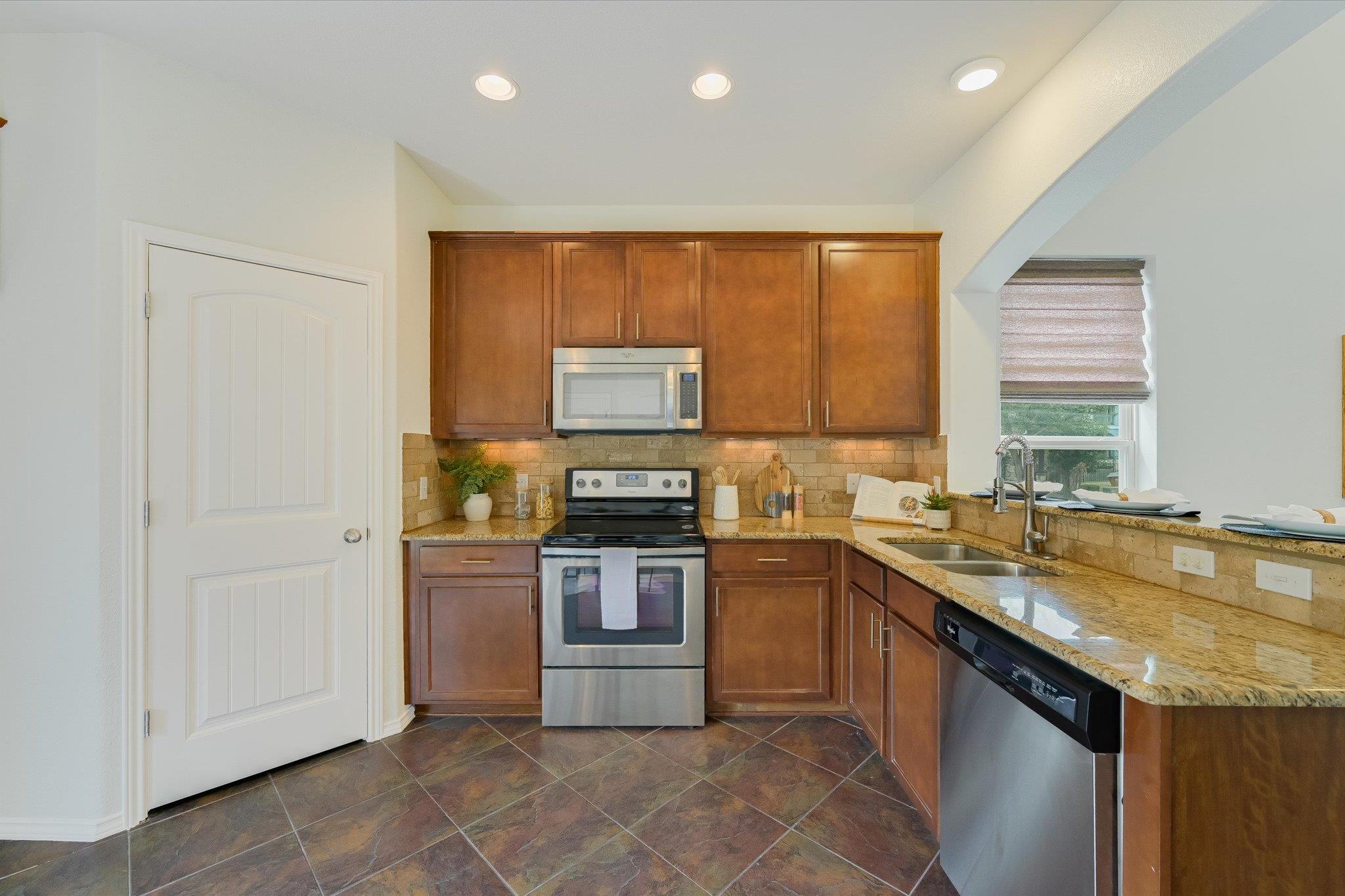 9837 Milla Cir # 72, Austin, TX 78748