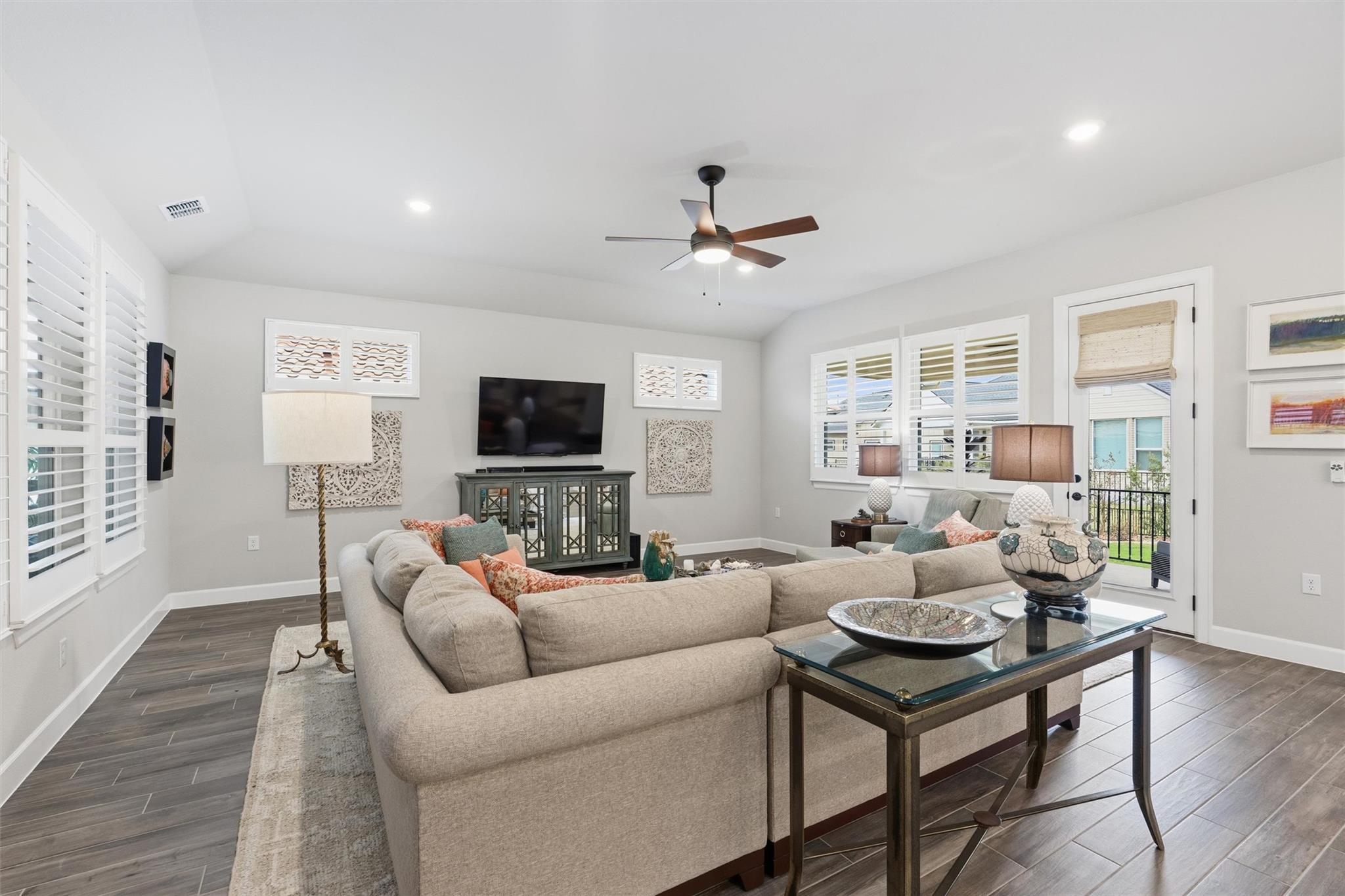 1429 Dancing Oak Ln, San Marcos, TX 78666